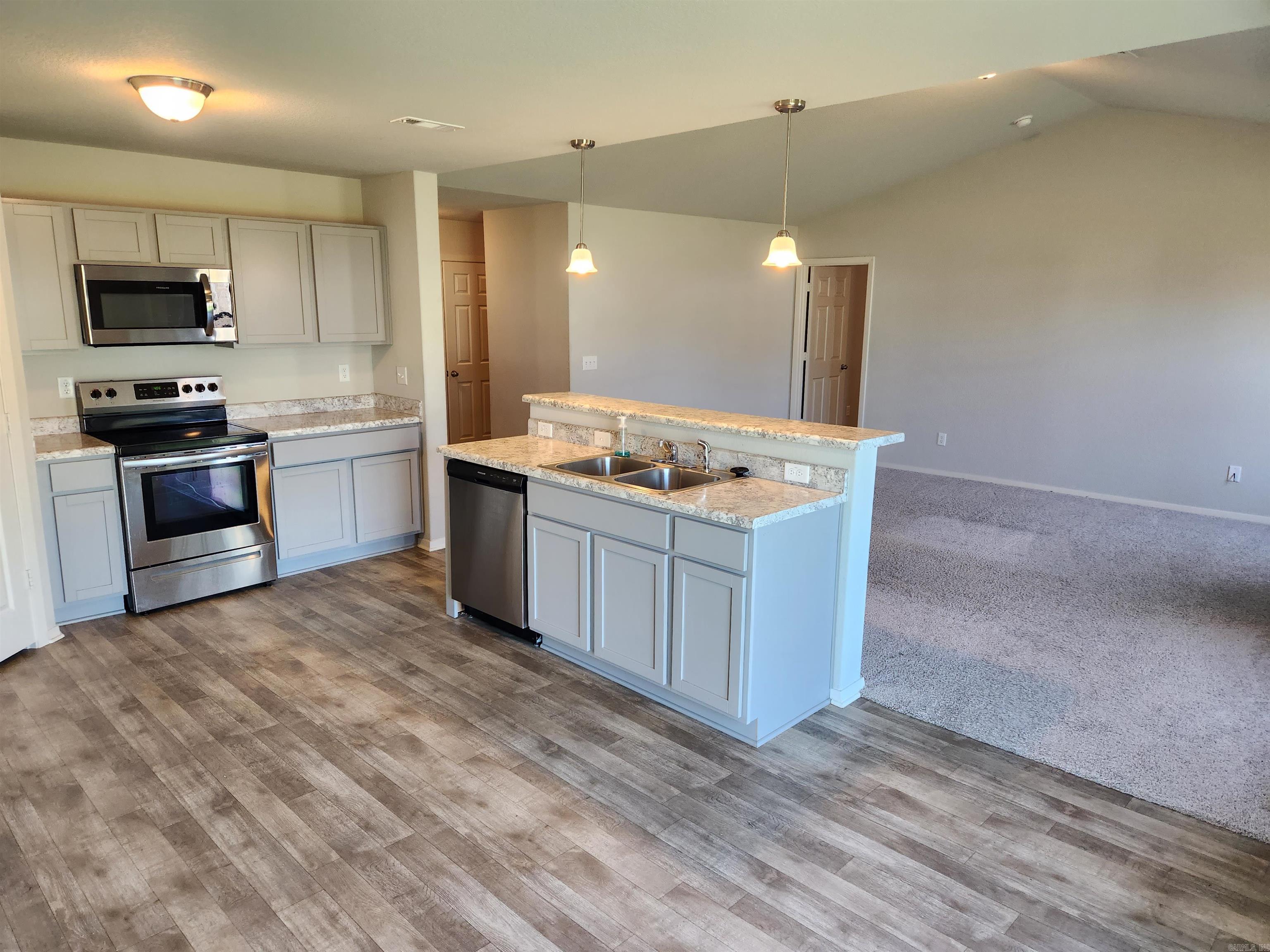 31 Avant Garde Dr Little Rock, AR 72204