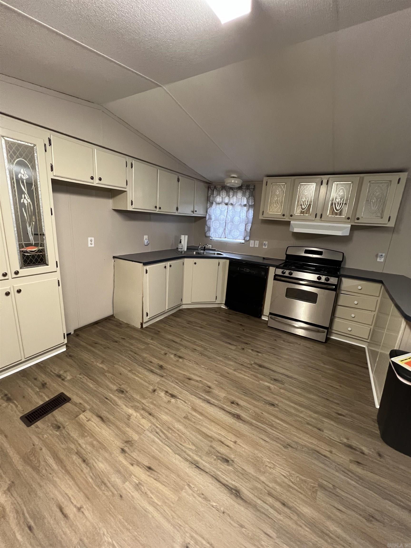 770 Hwy 365  Mayflower, AR