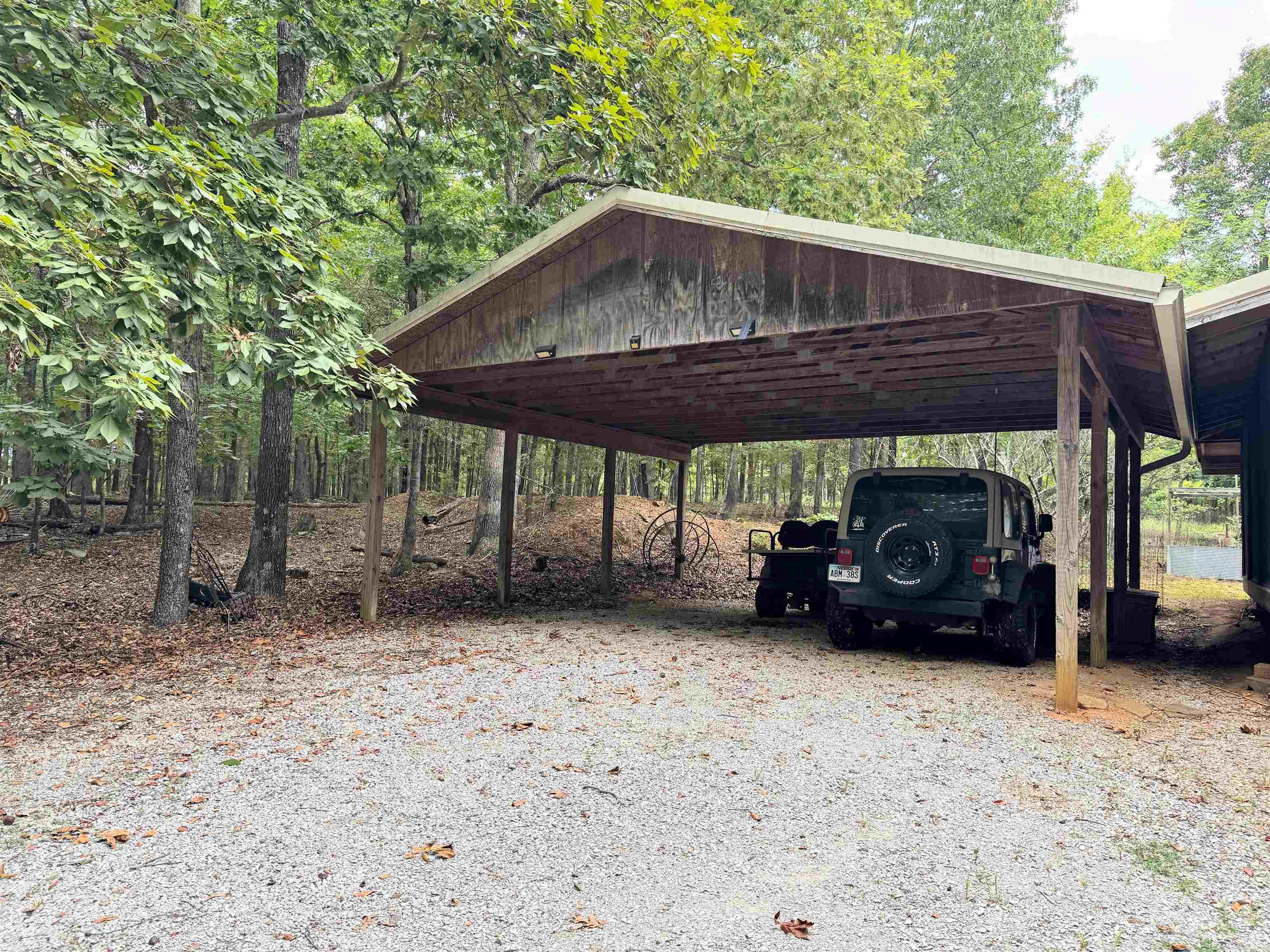 1499 Sutterfield Road Fox, AR 72051