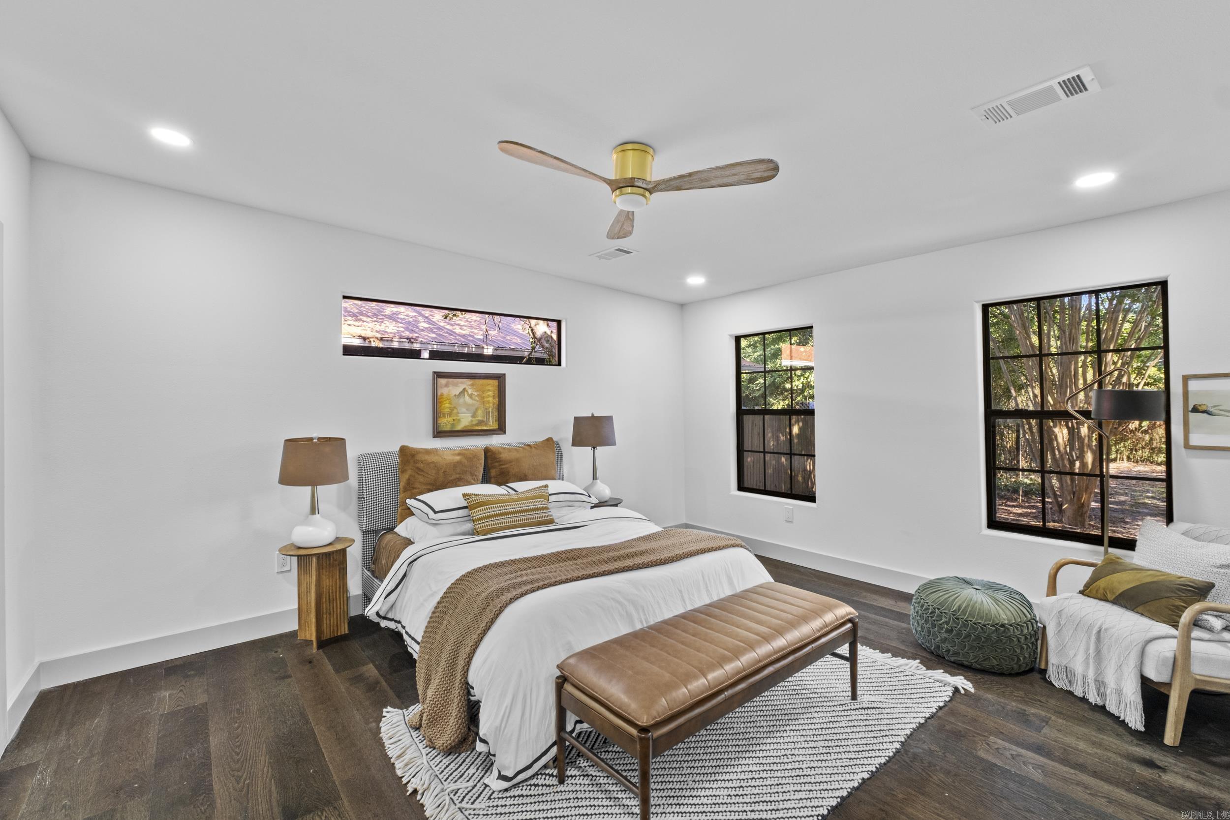 300 W High St Sheridan, AR 72150