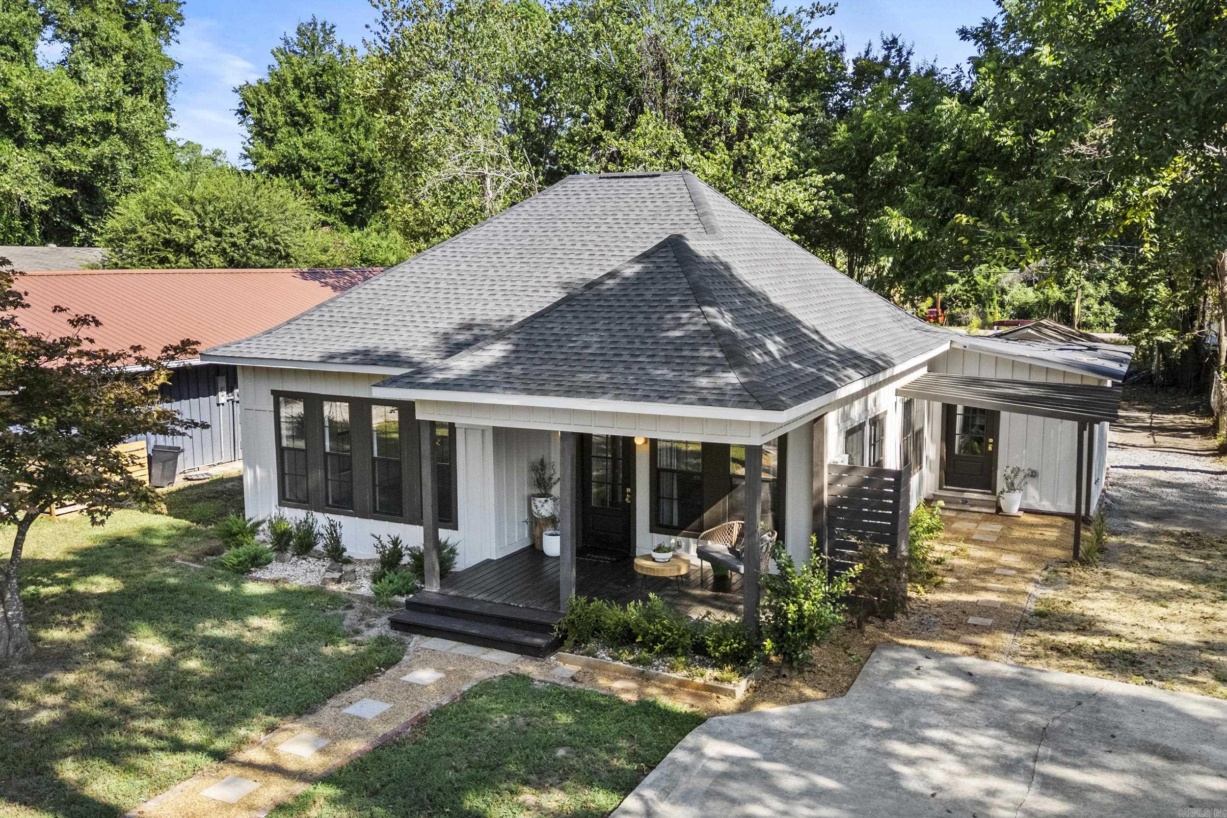 300 W High St Sheridan, AR 72150