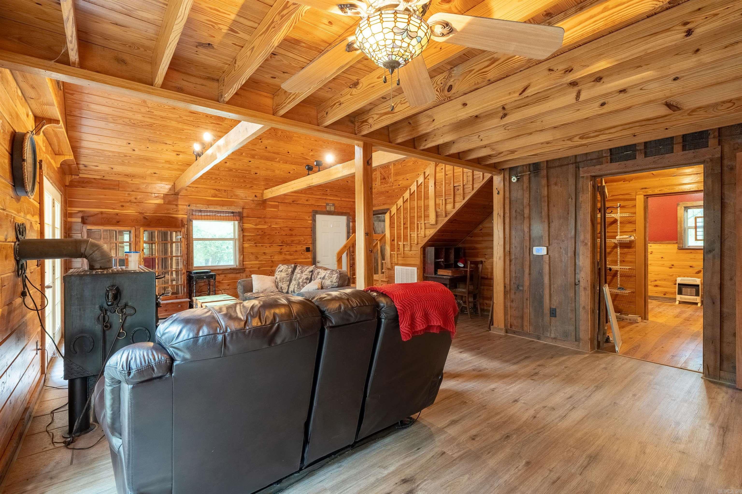 650 Gainer Ferry Batesville, AR 72501