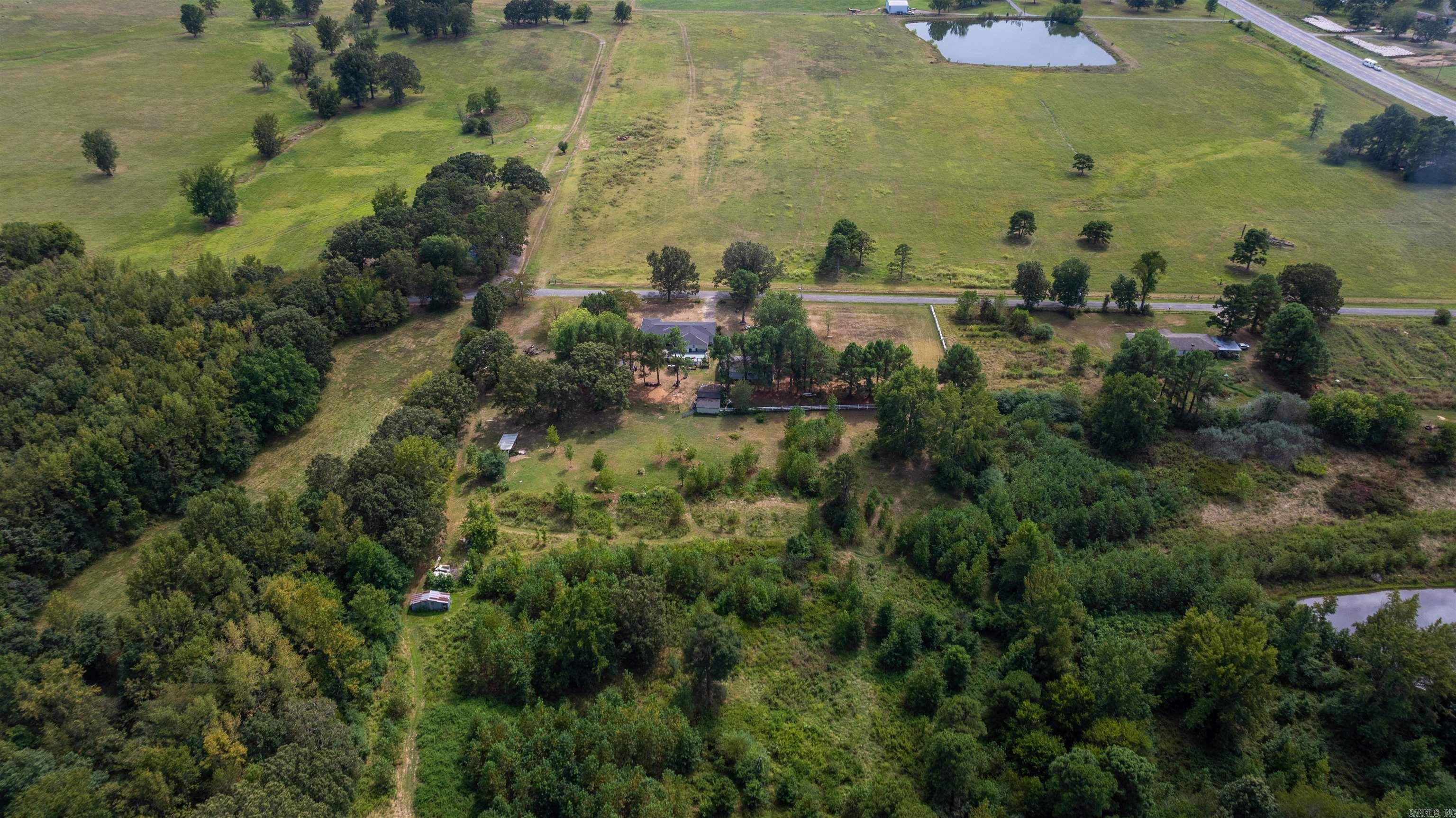 131 Siler Bradford, AR 72020