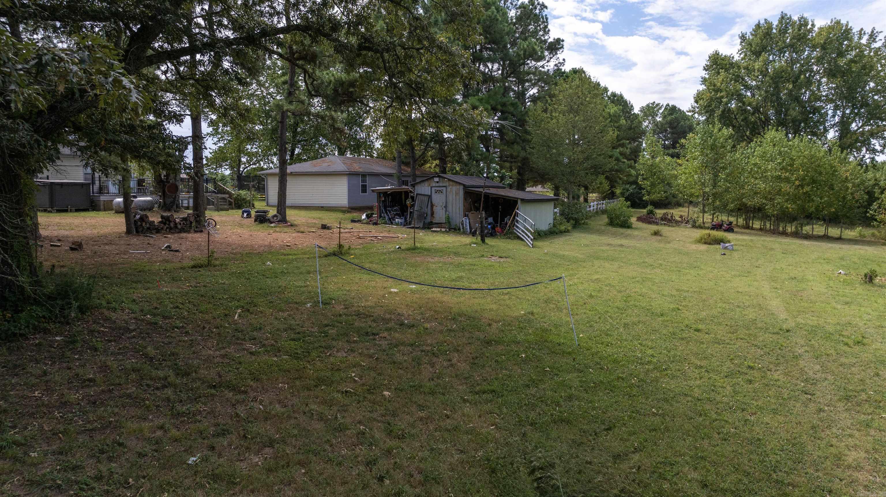 131 Siler Bradford, AR 72020