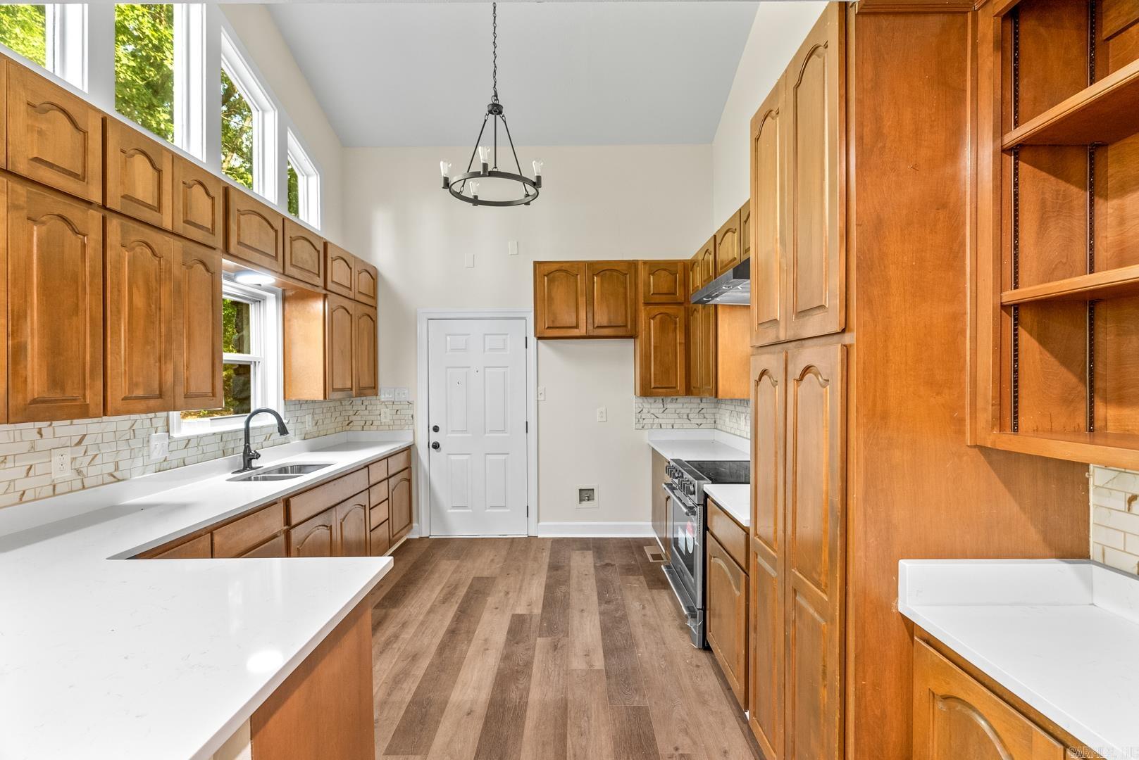 13100 Kanis Road Little Rock, AR 72211