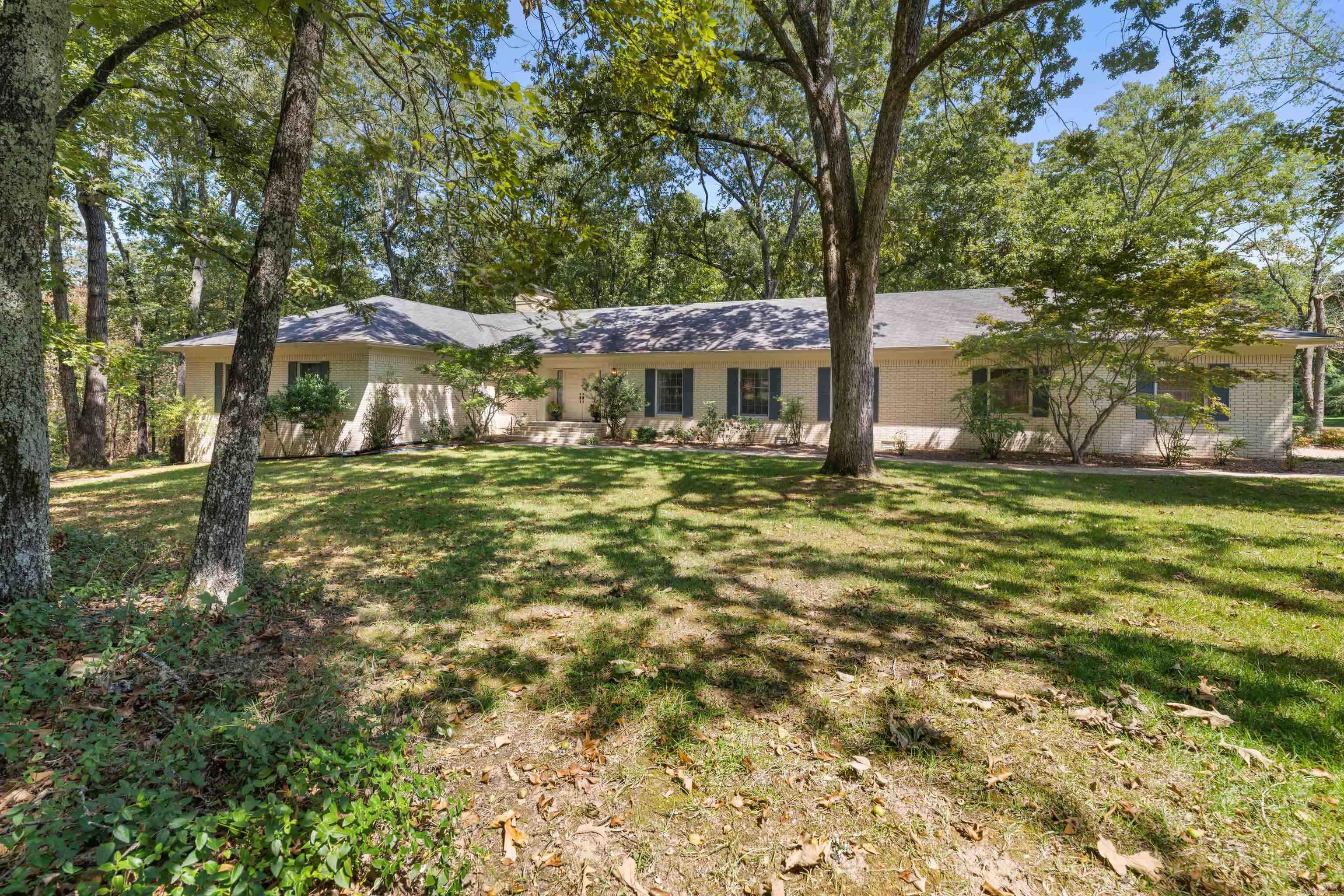 1104 Wildwood Ln.  Heber Springs, AR