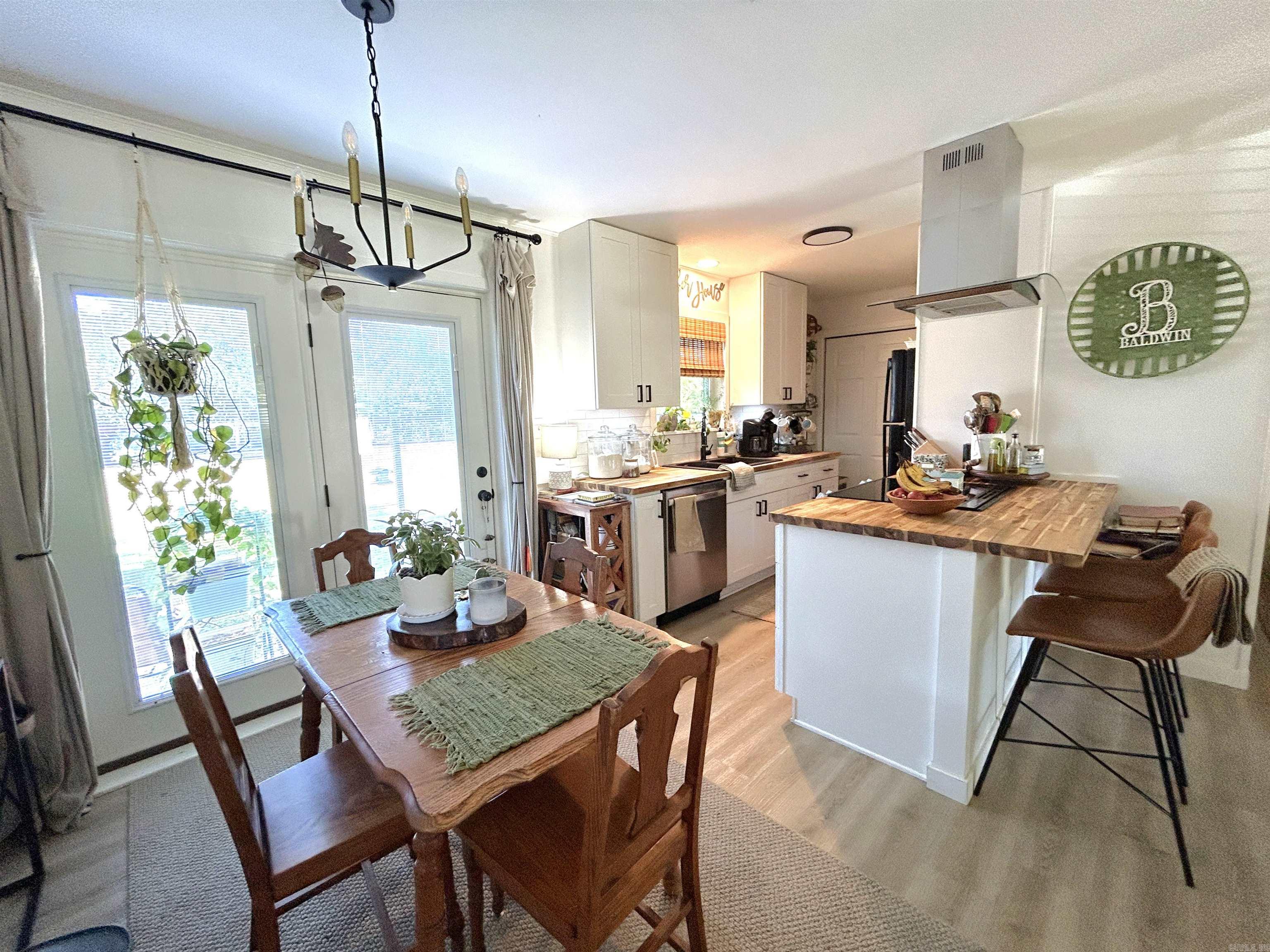 616 Cedar Heber Springs, AR 72543