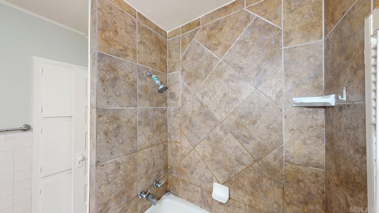 409 Mitchell Street Conway, AR 72034