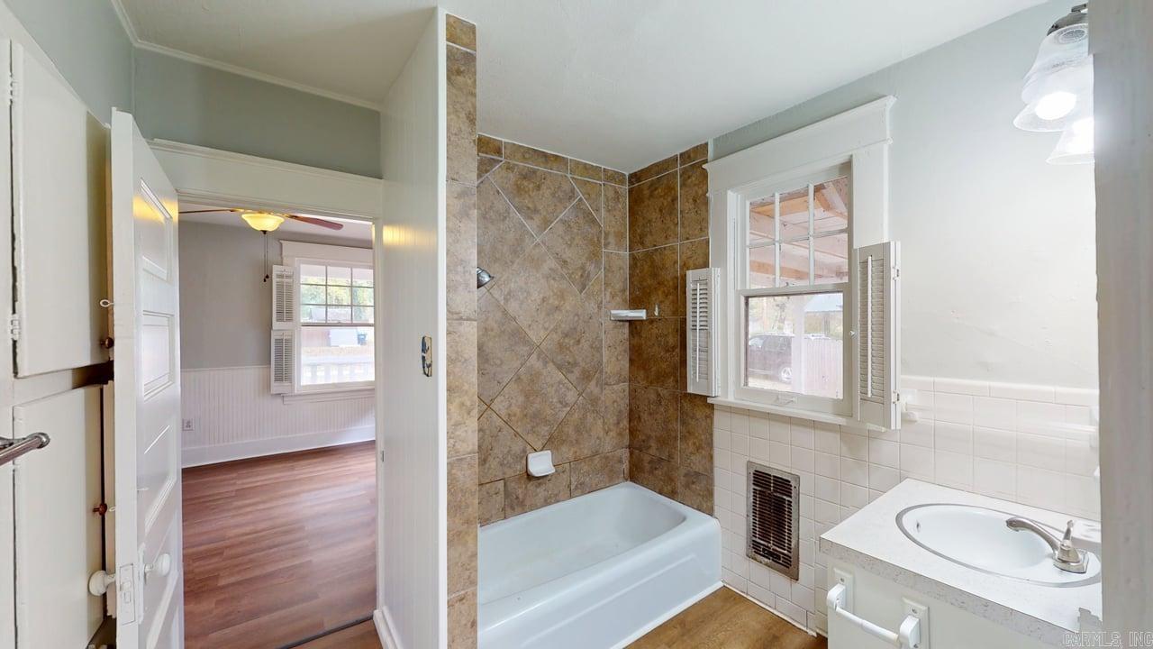 409 Mitchell Street Conway, AR 72034