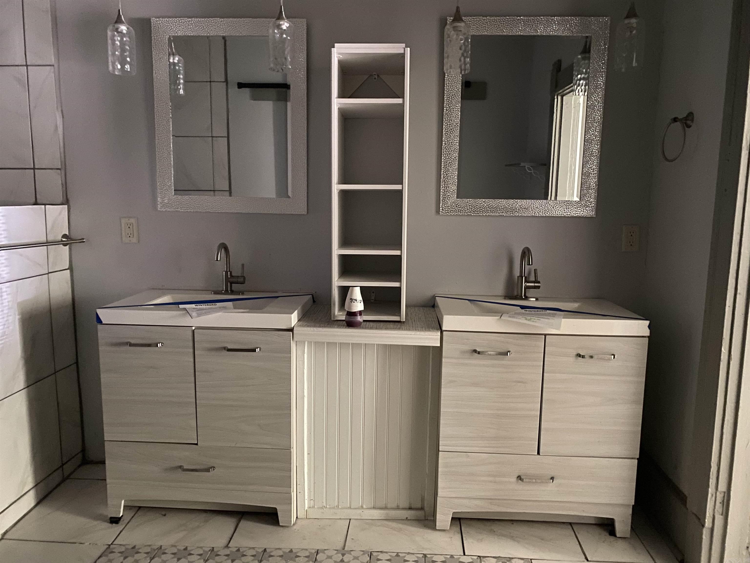 3010 S Izard  Little Rock, AR