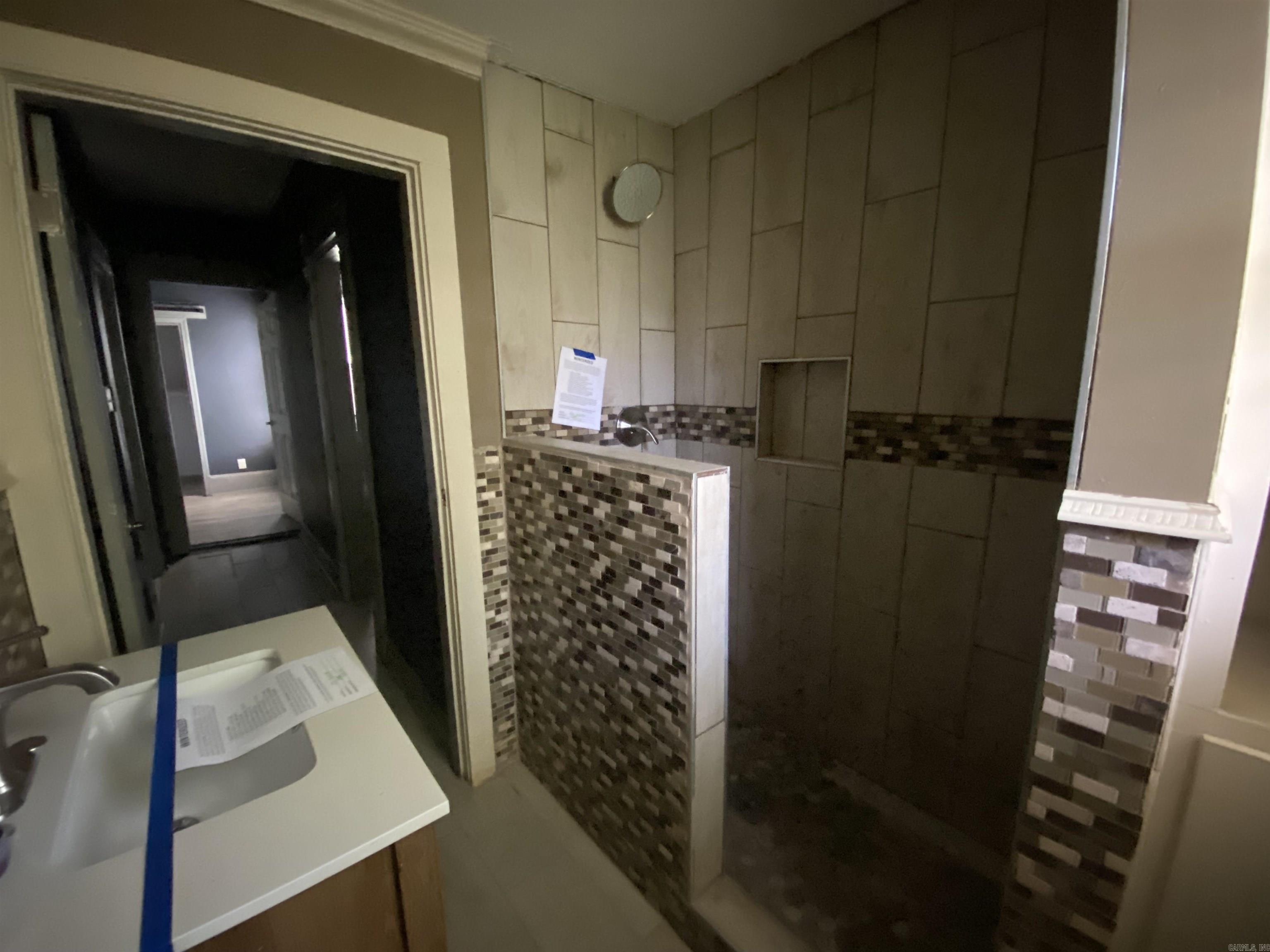 3010 S Izard  Little Rock, AR