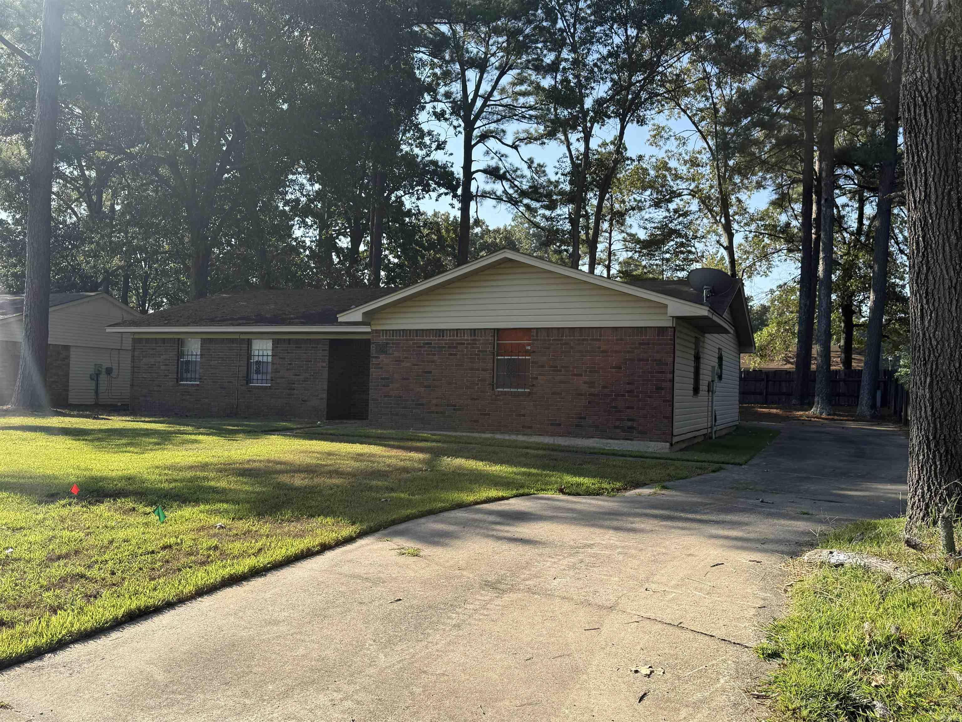 1406 Ridgway Road Pine Bluff, AR 71603