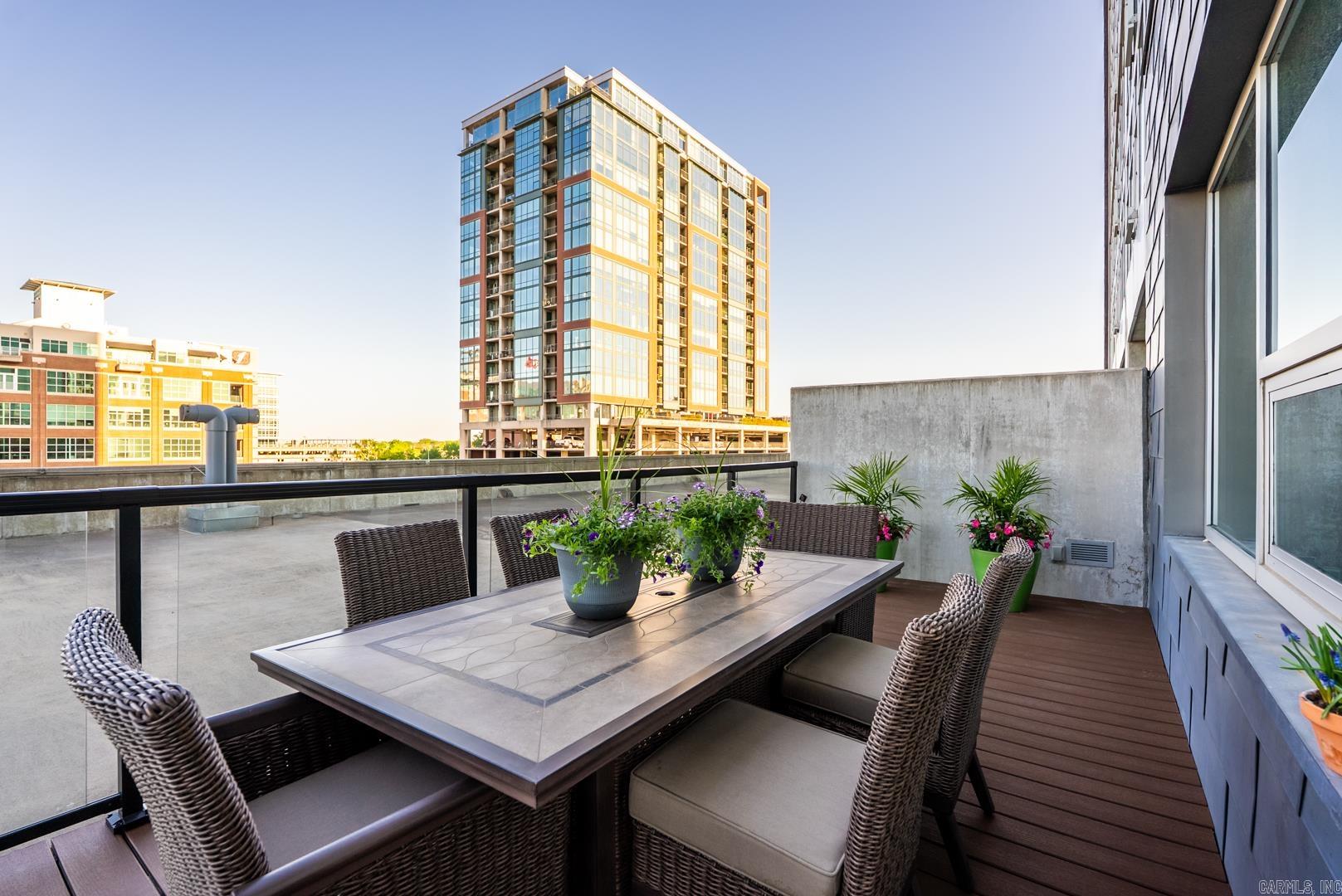 300 E 3rd 502 Little Rock, AR