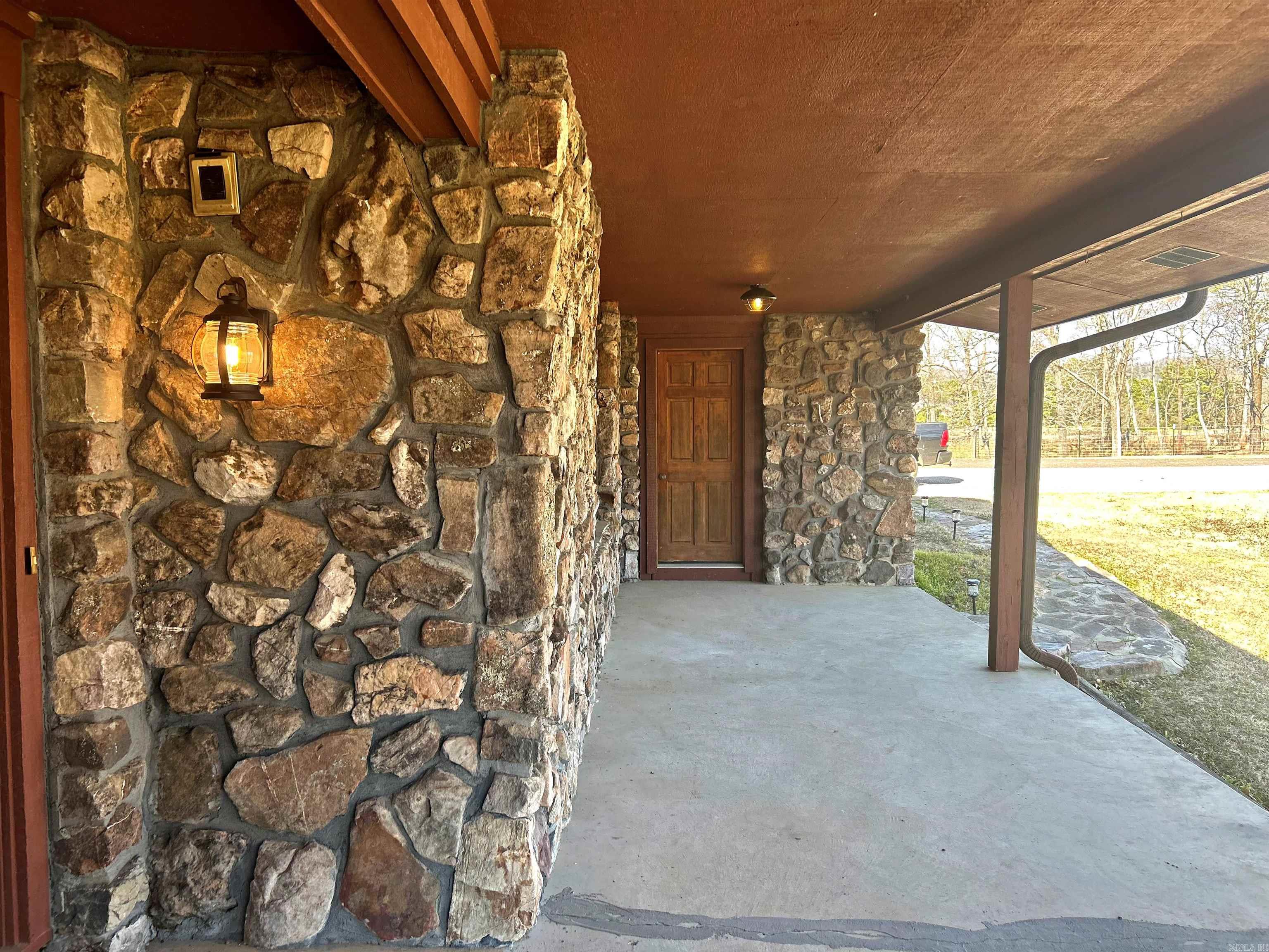 7369 7 Highway Bismarck, AR 71929-9999