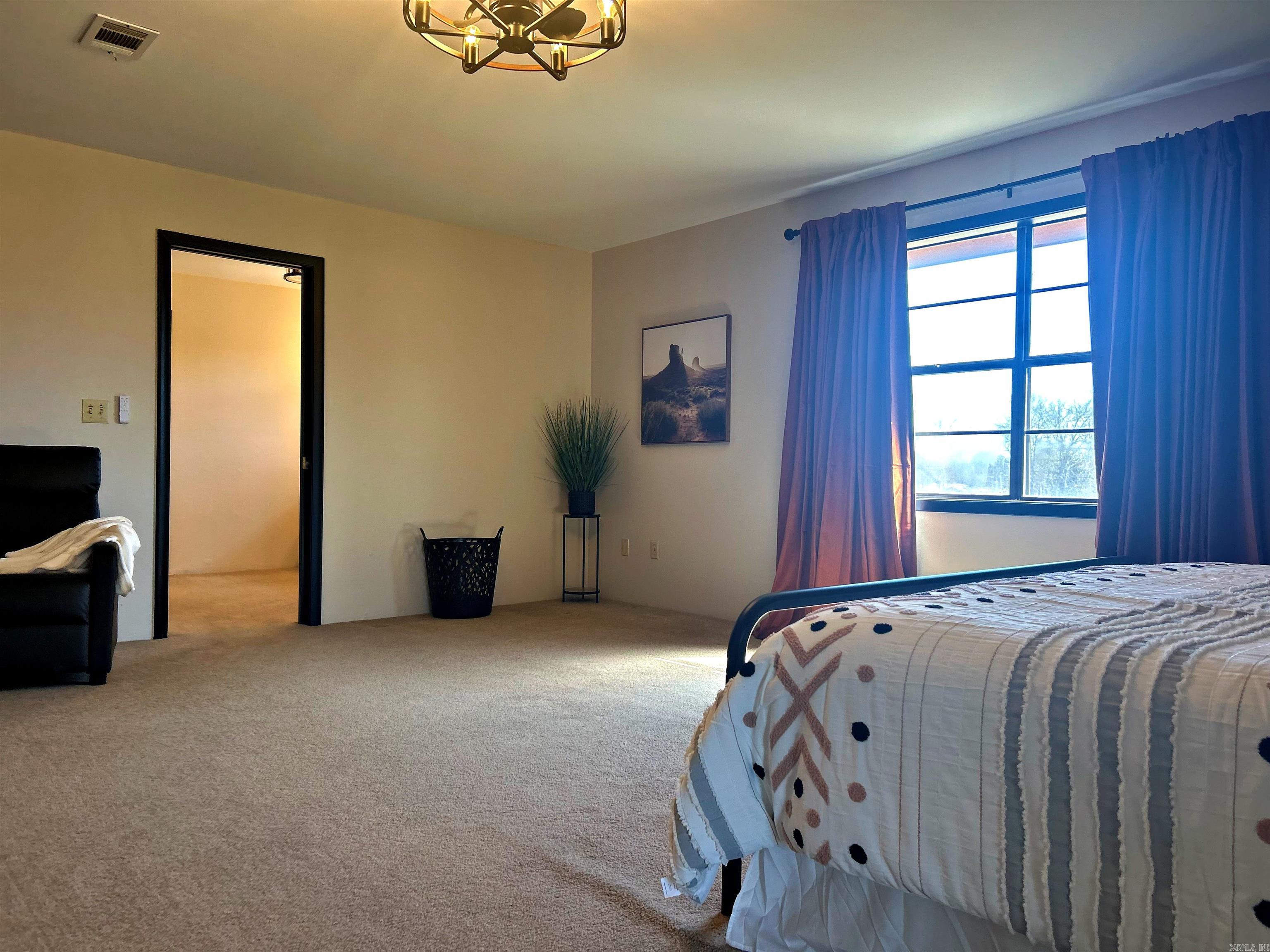 7369 7  Bismarck, AR