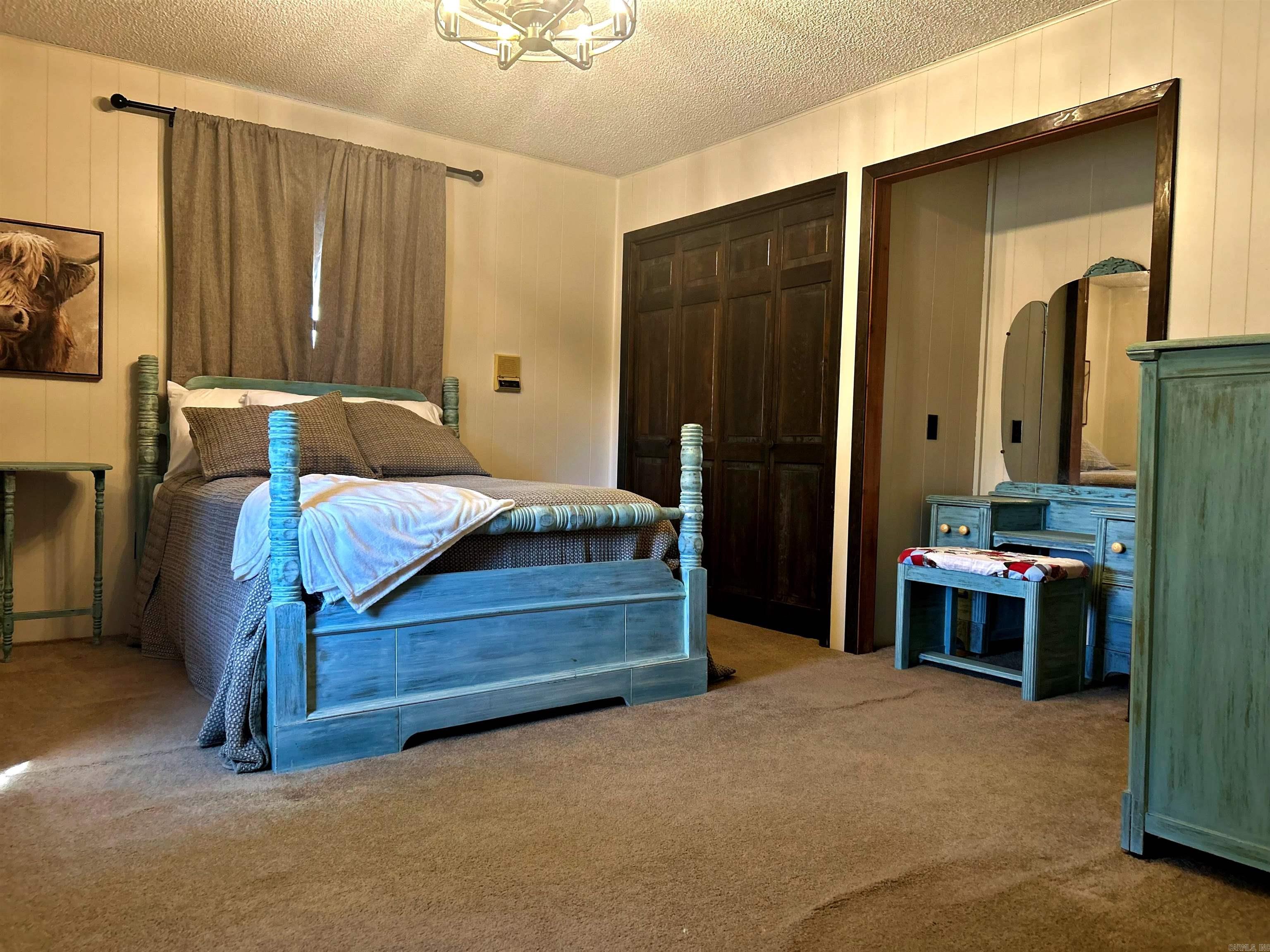 7369 7  Bismarck, AR