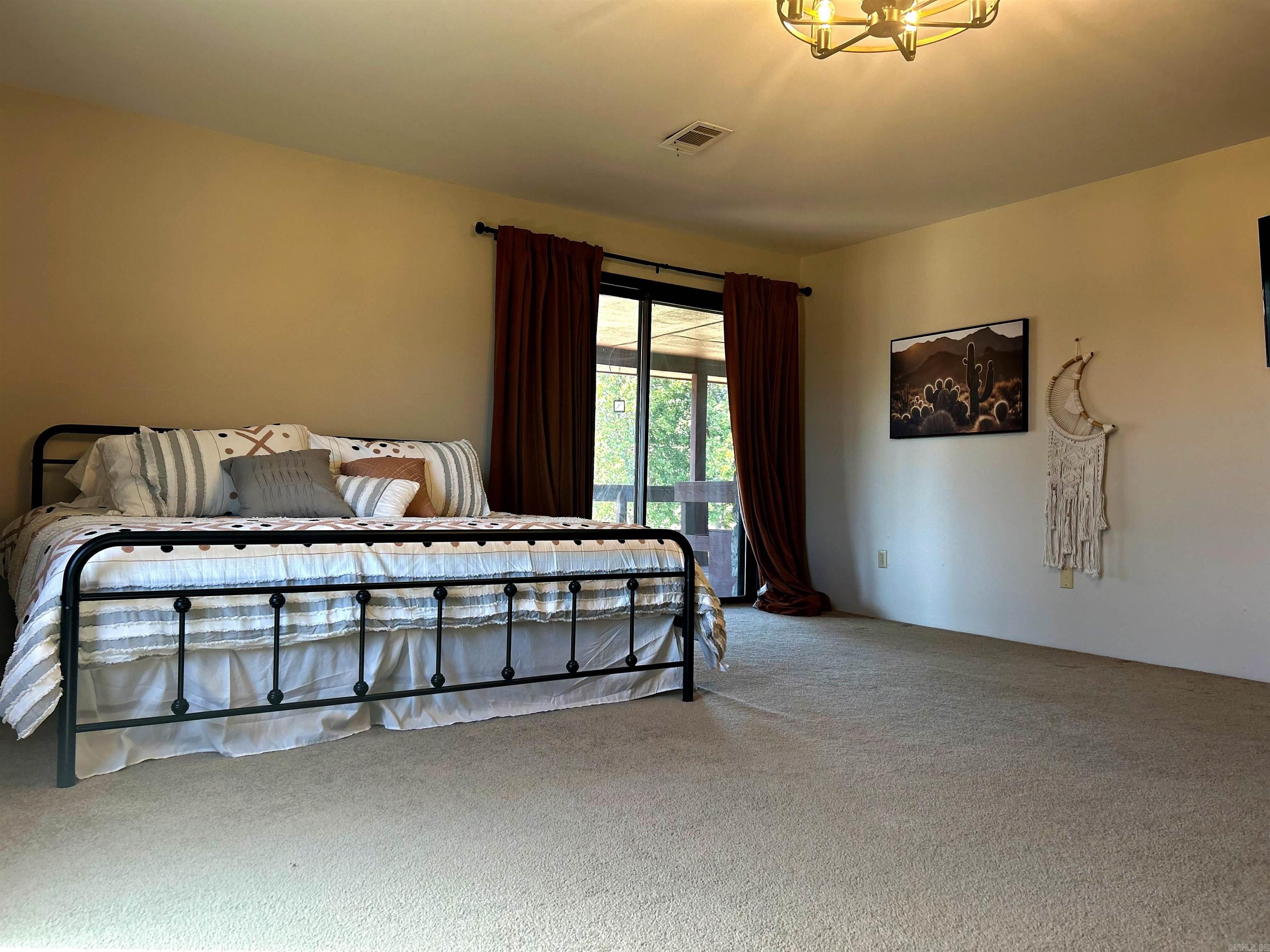 7369 7  Bismarck, AR