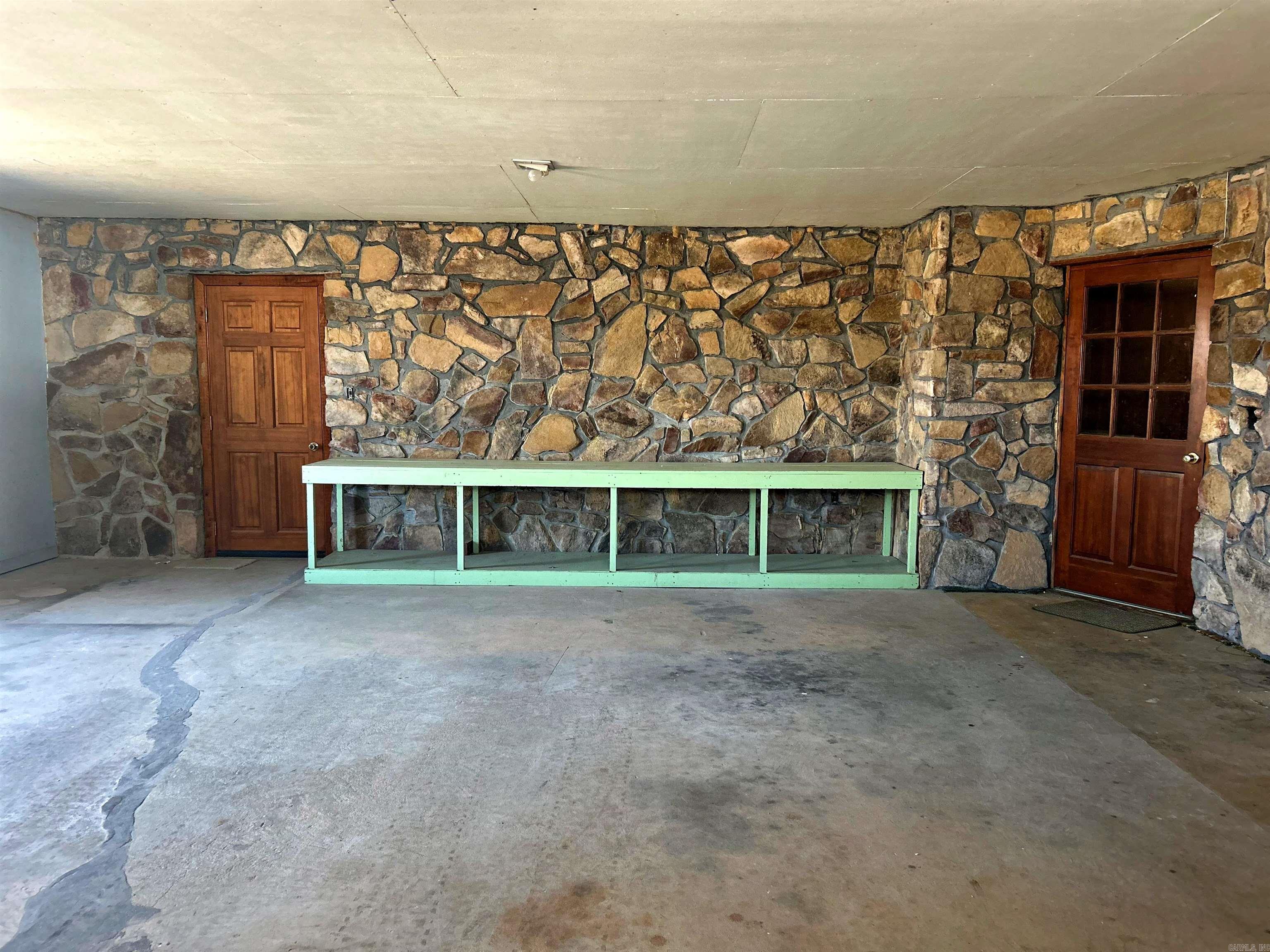 7369 7 Highway Bismarck, AR 71929-9999