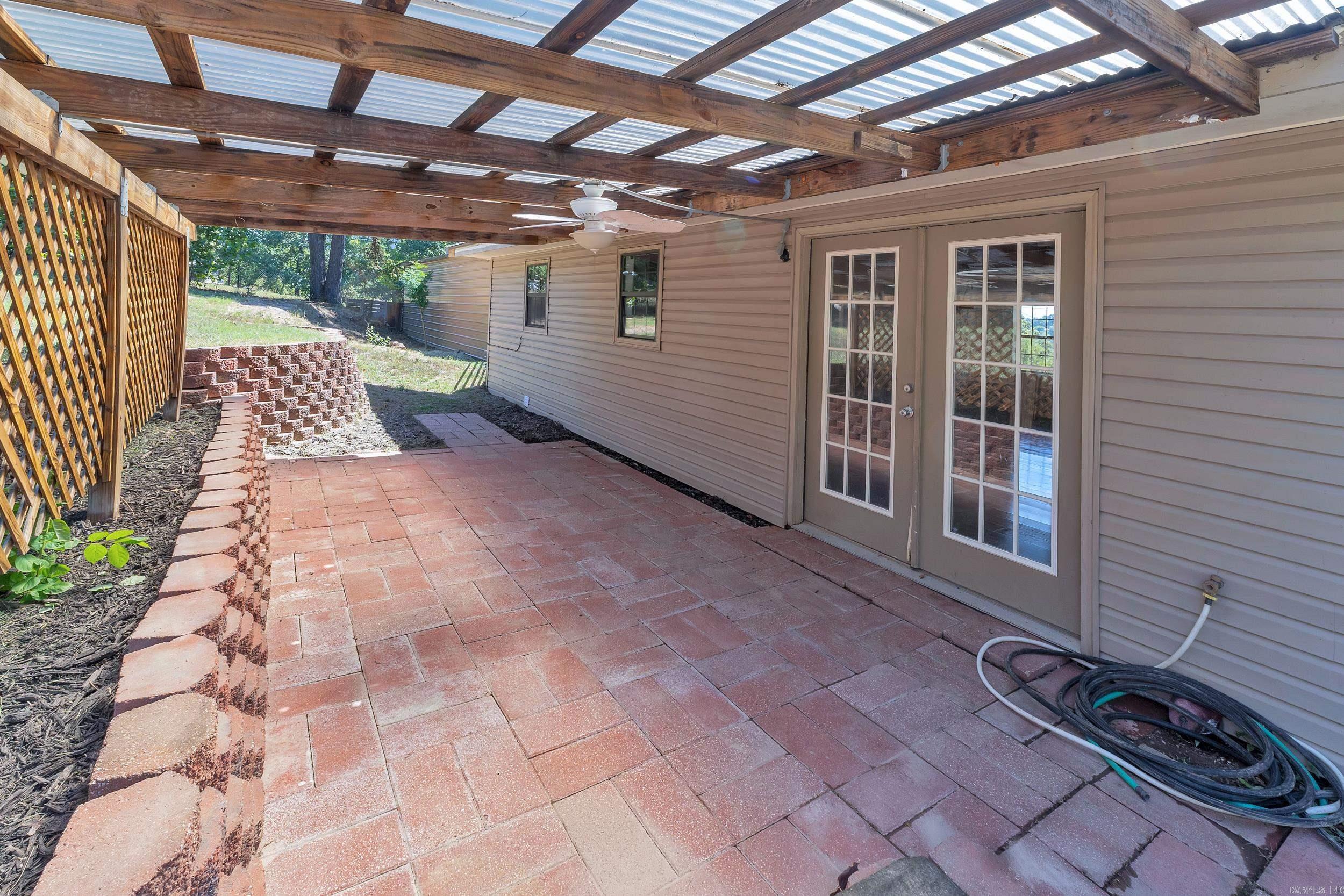 137 Morrison Lane Norfork, AR 72658