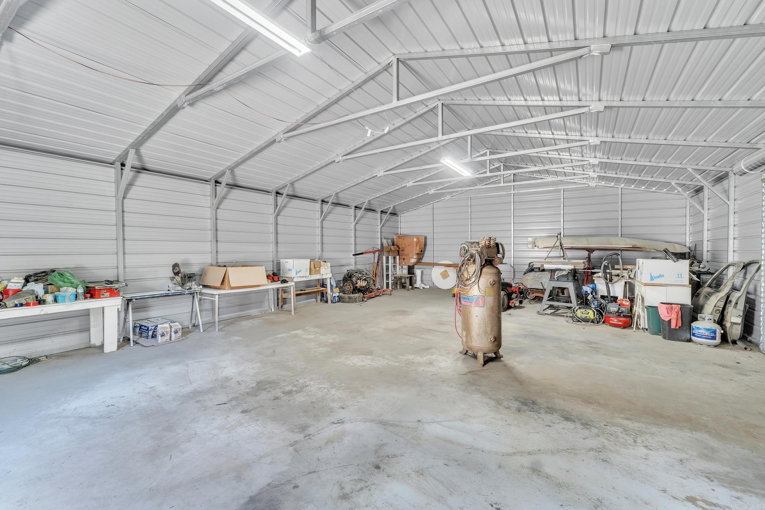 137 Morrison Lane Norfork, AR 72658