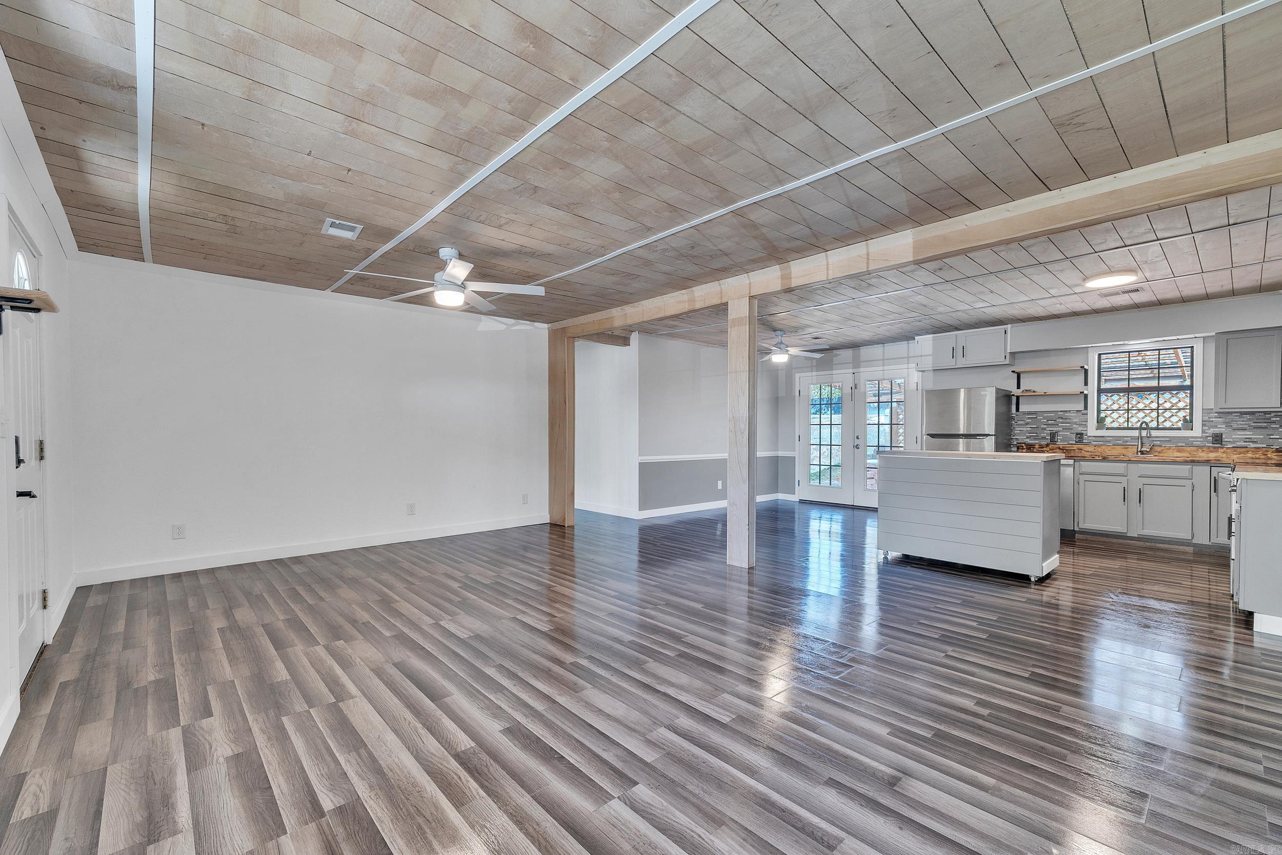 137 Morrison Lane Norfork, AR 72658