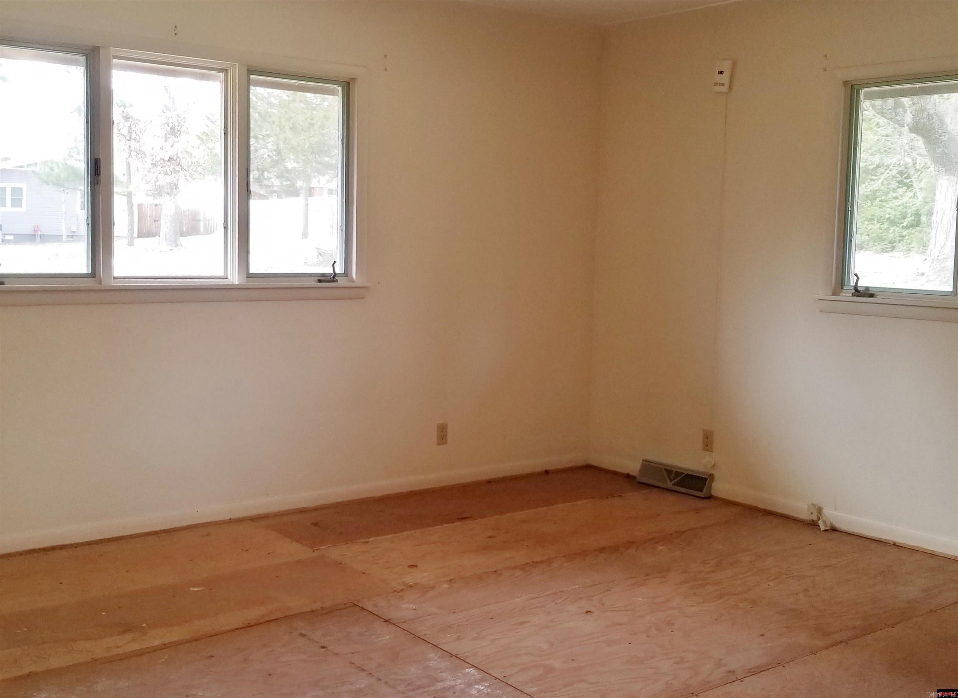 610 E 2nd  Mountain Home, AR