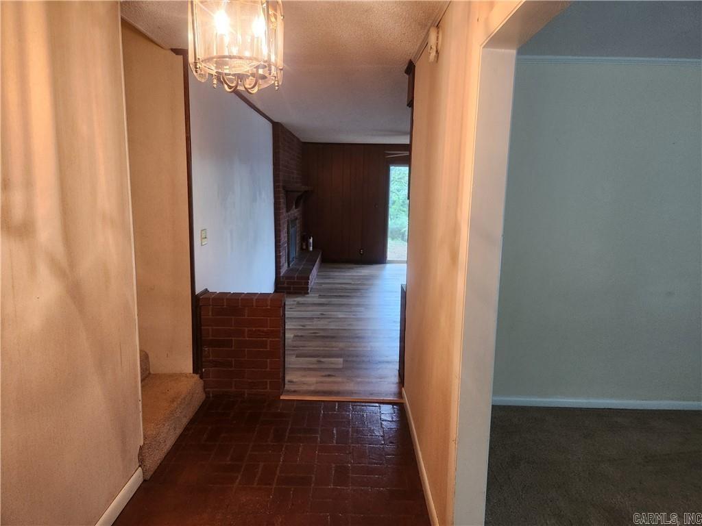 725 N Montgomery  Clarksville, AR