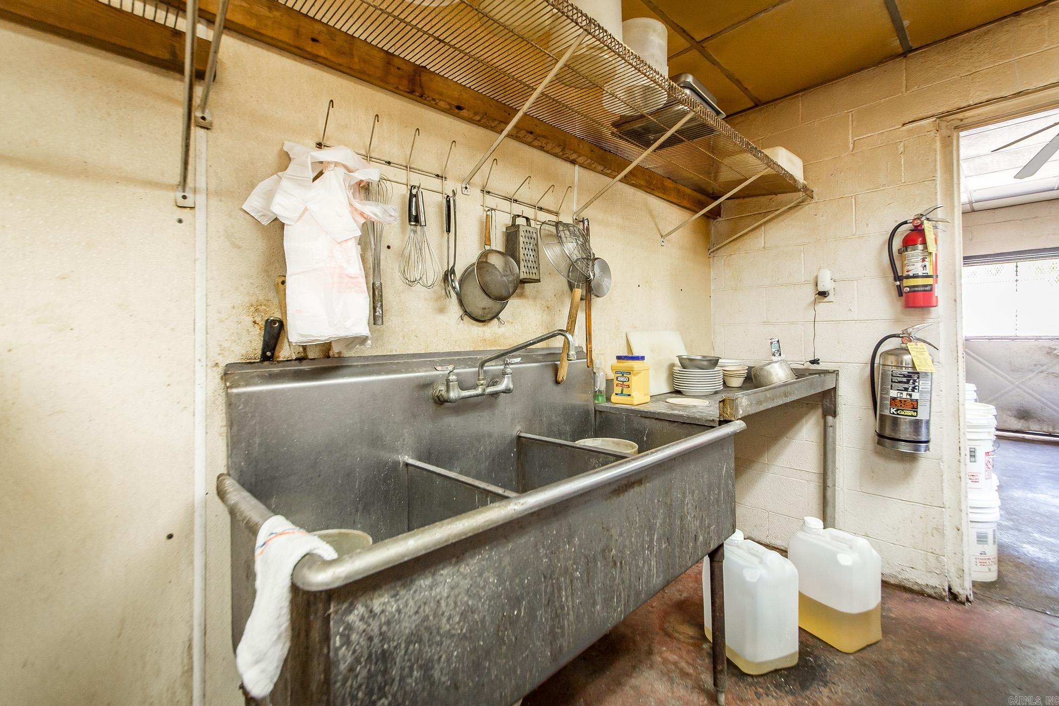 4707 E Broadway  North Little Rock, AR