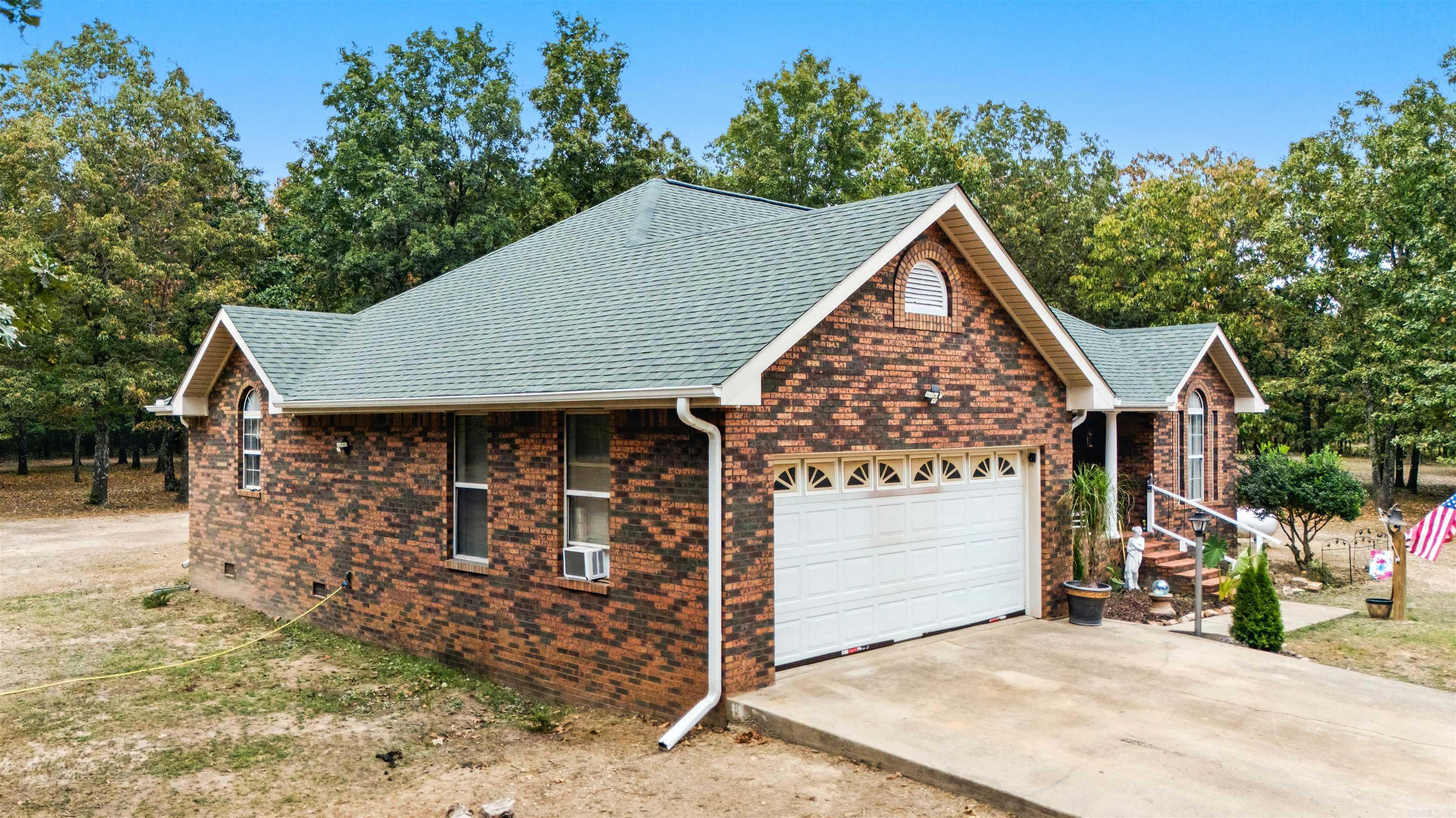 64 Traw  Mammoth Spring, AR