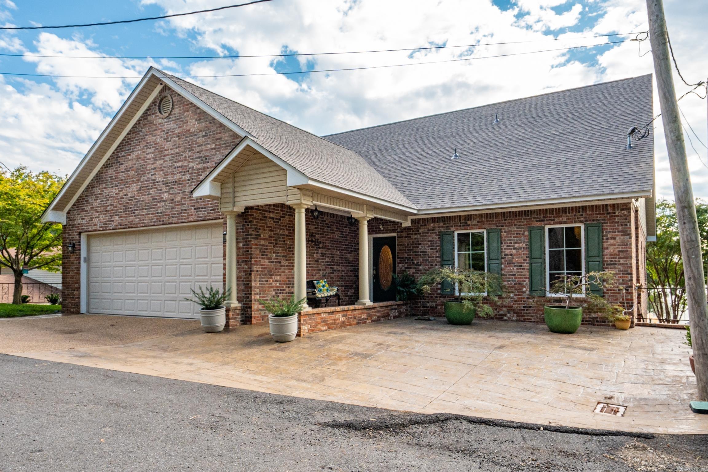 431 Lockhaven Pt  Hot Springs, AR