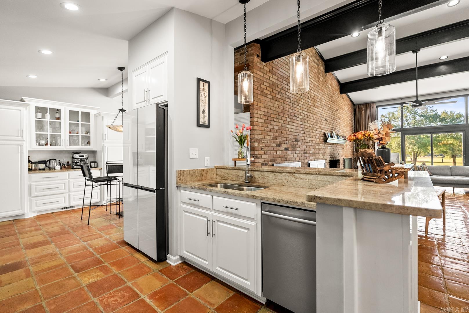 1206 W 46th Pine Bluff, AR 71603