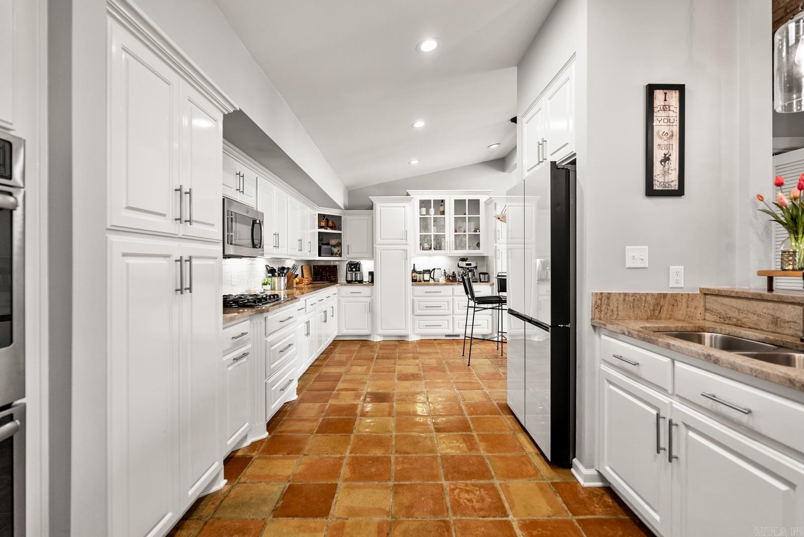 1206 W 46th Pine Bluff, AR 71603