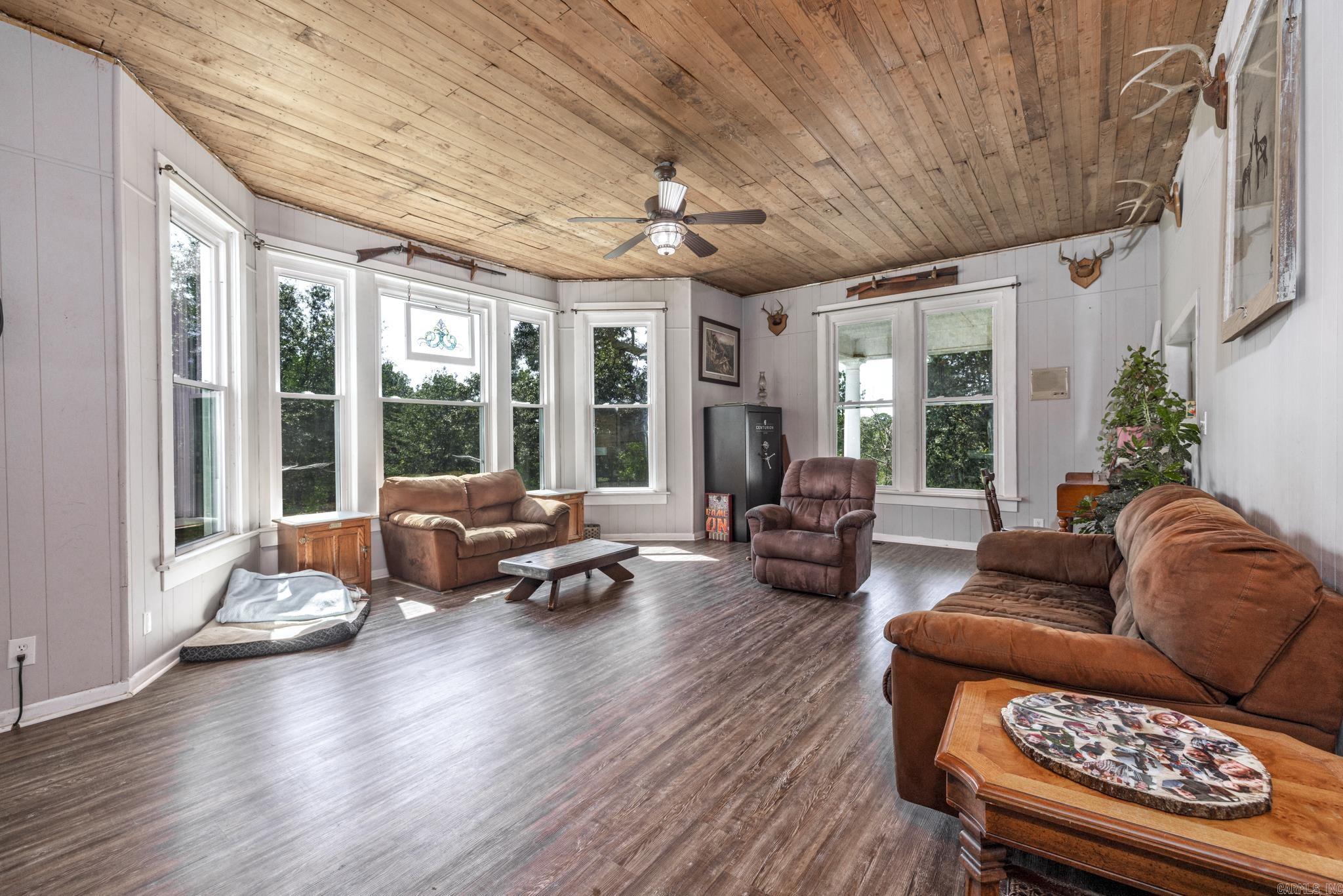 15954 Highway 9  Malvern, AR