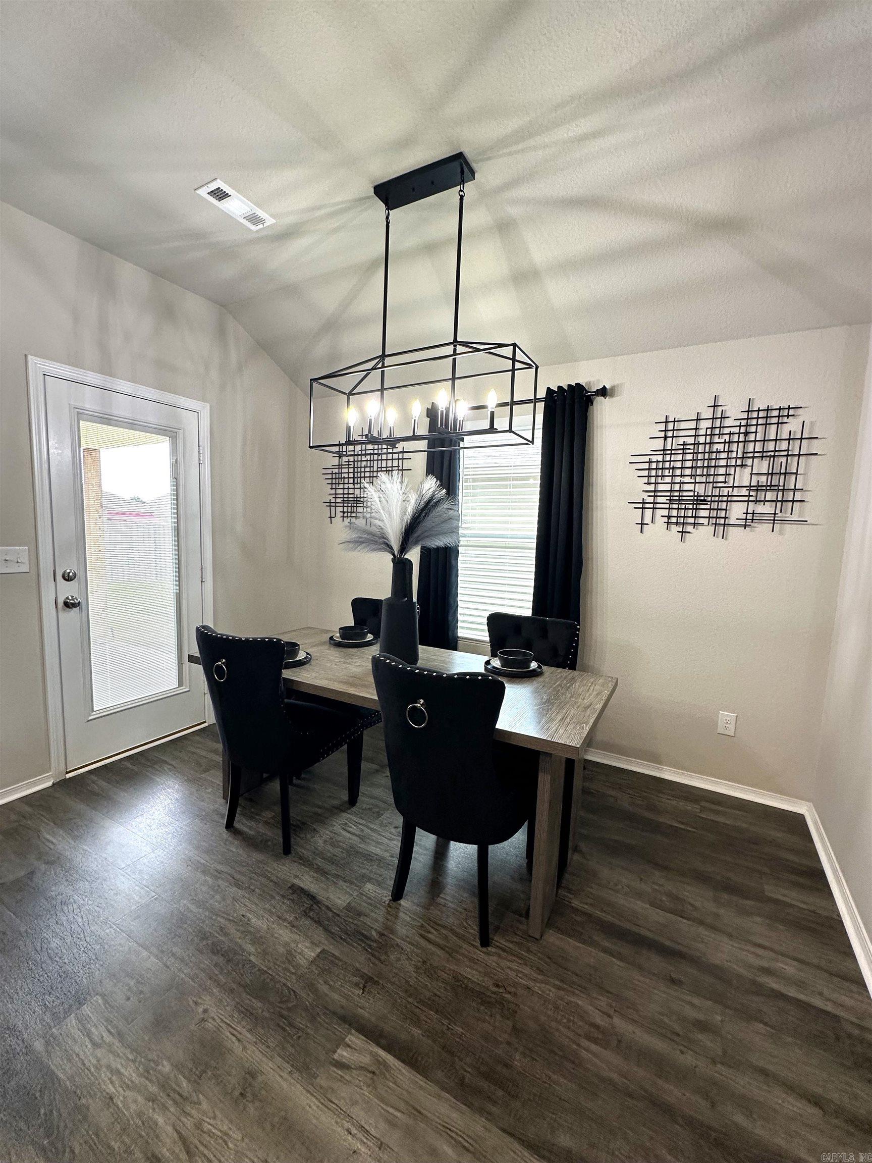 285 Rooster Road Conway, AR 72032