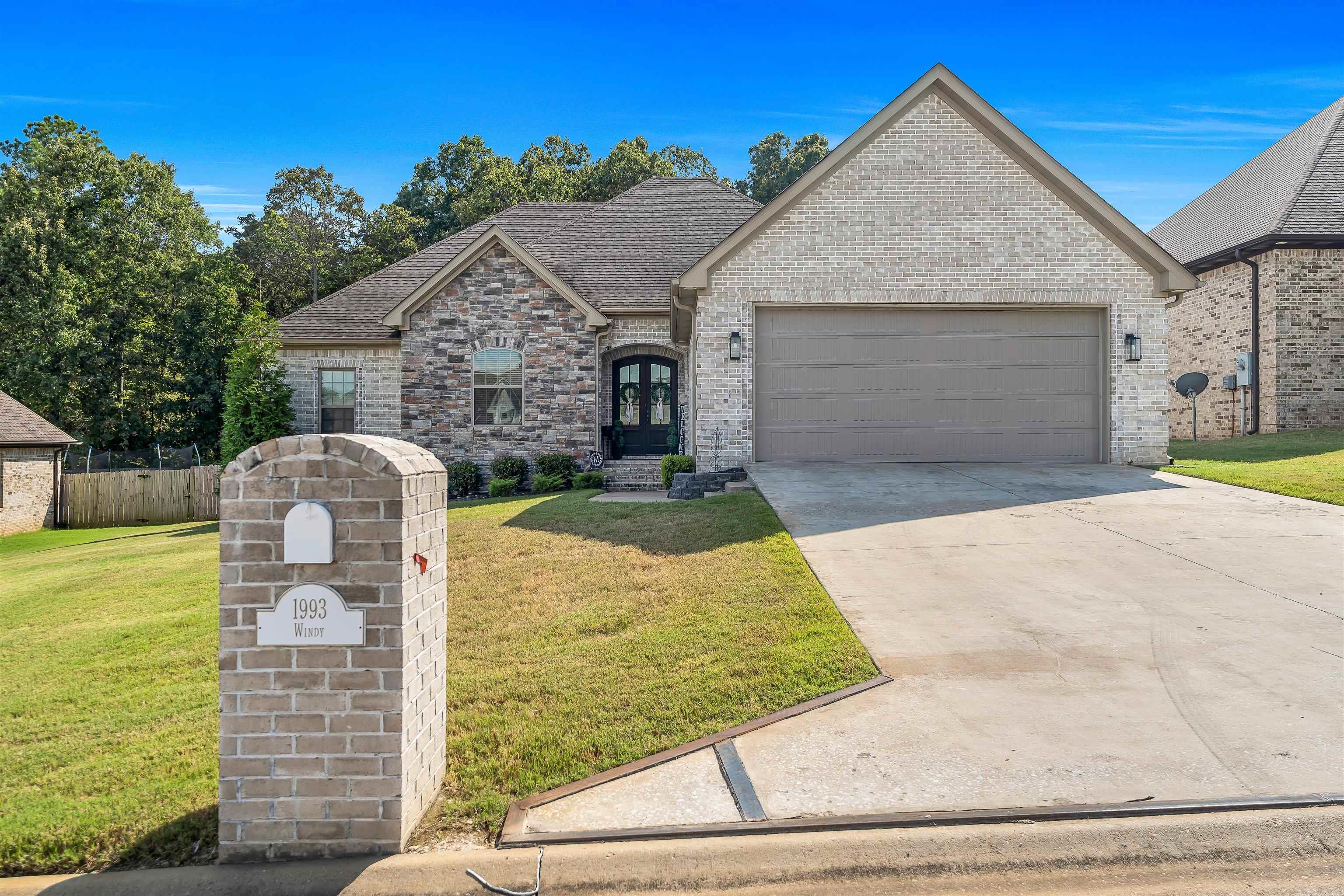 1993 Windy  Jonesboro, AR