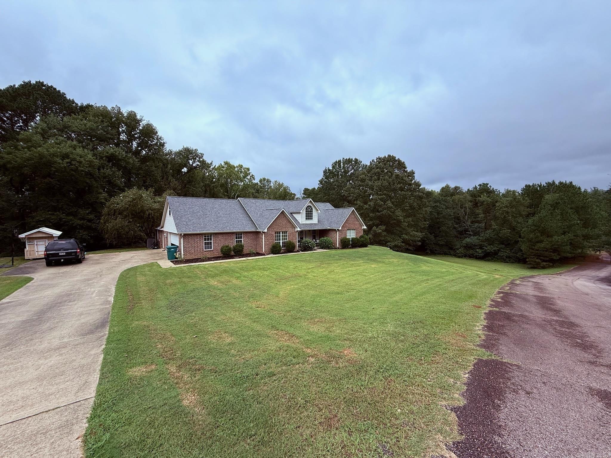 405 Doe Run  Nashville, AR