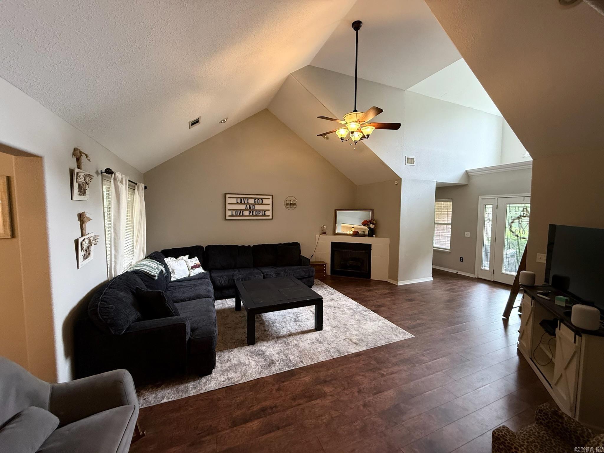 405 Doe Run  Nashville, AR