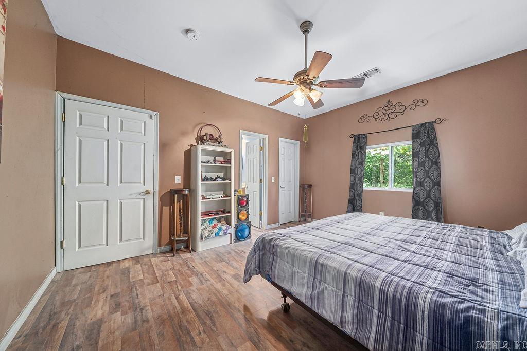 15 Big Bear  Story, AR