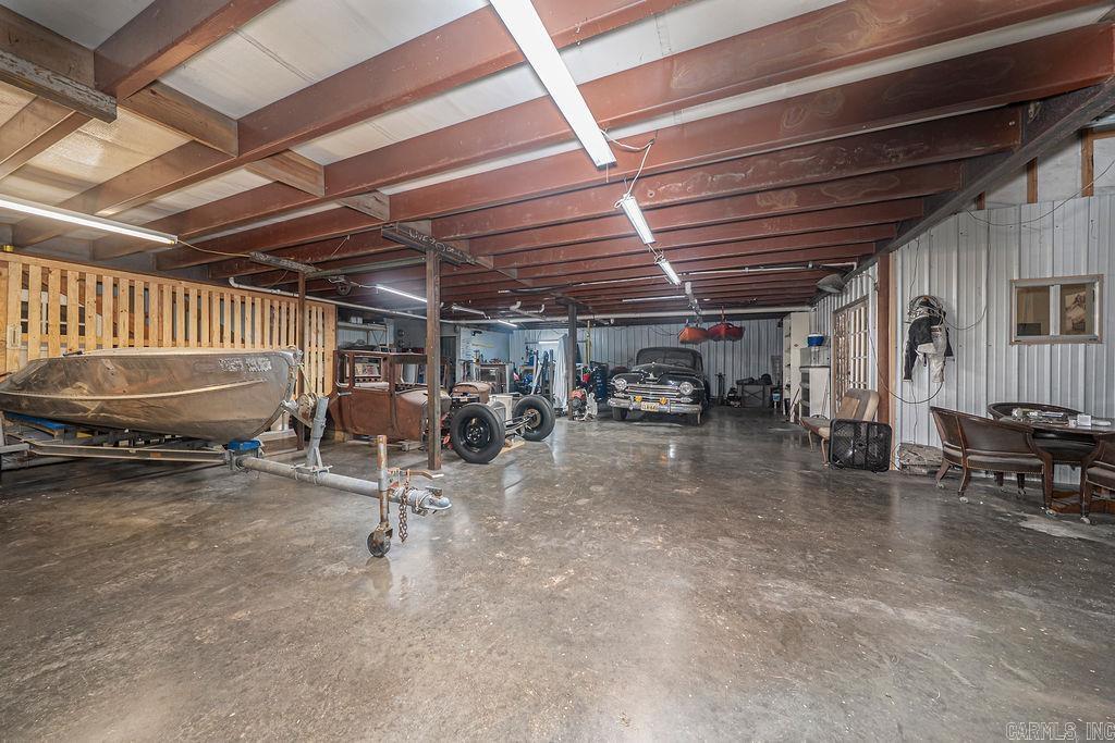 15 Big Bear  Story, AR