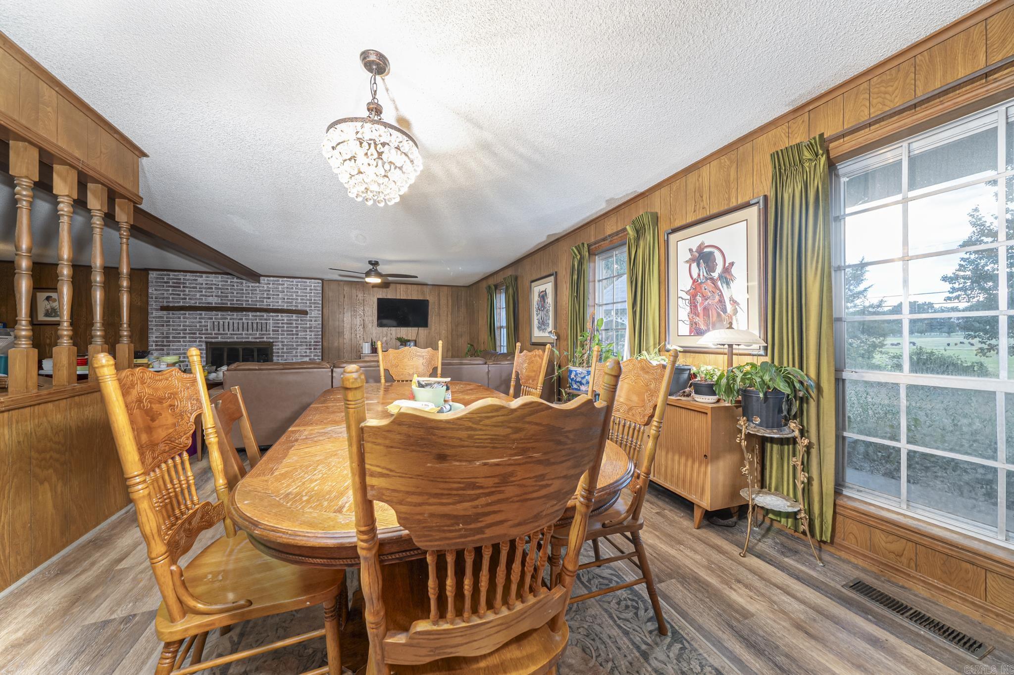 607 W Main  Charleston, AR