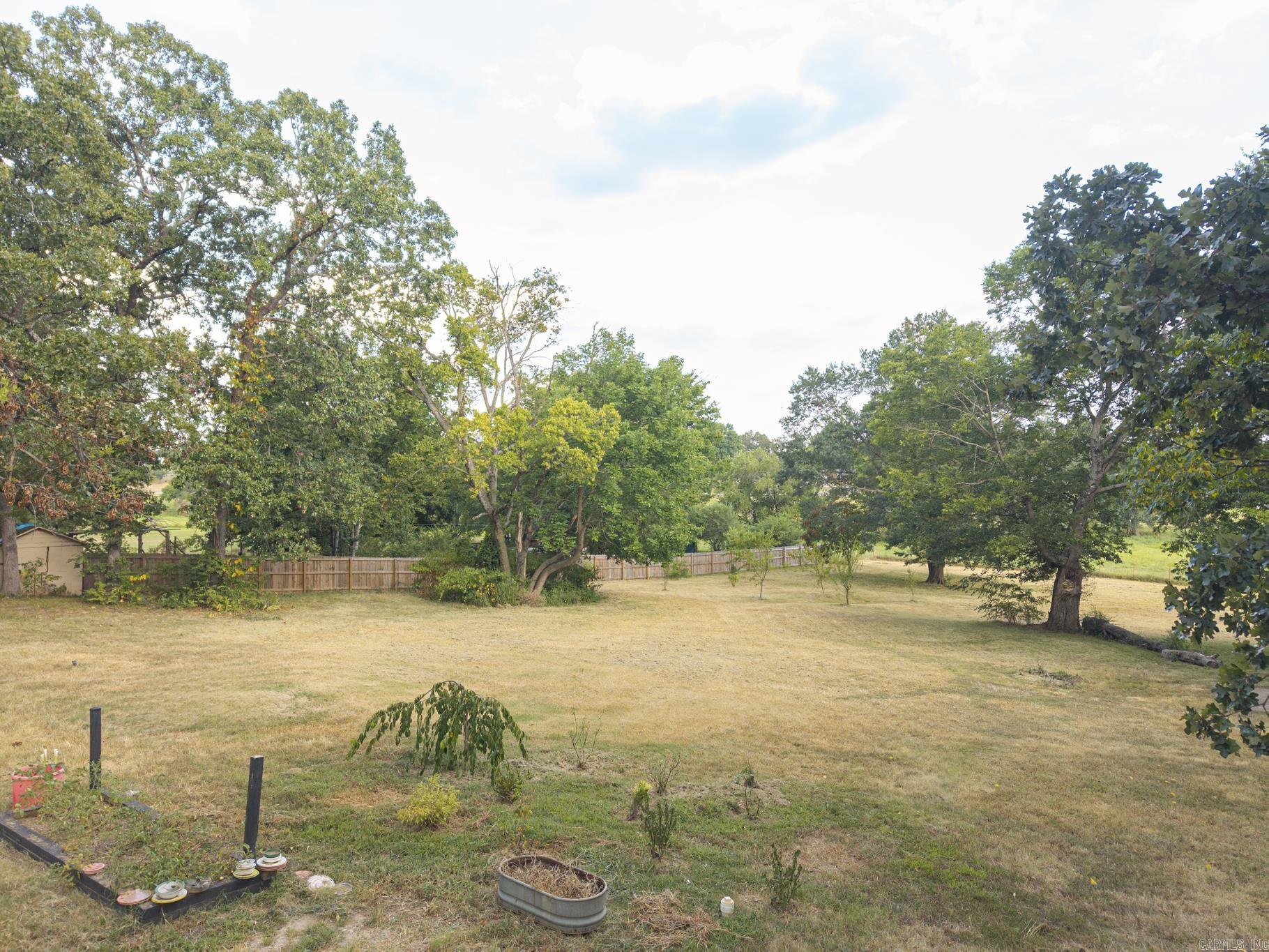 607 W Main  Charleston, AR