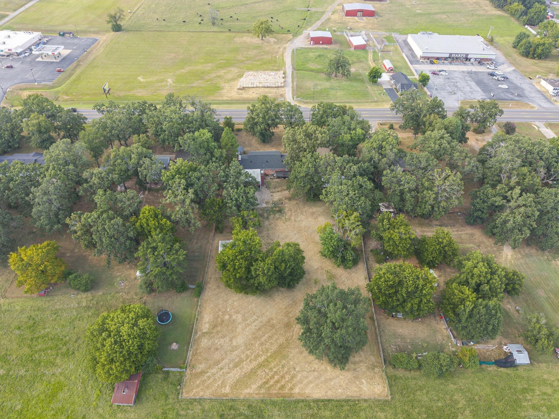 607 W Main  Charleston, AR