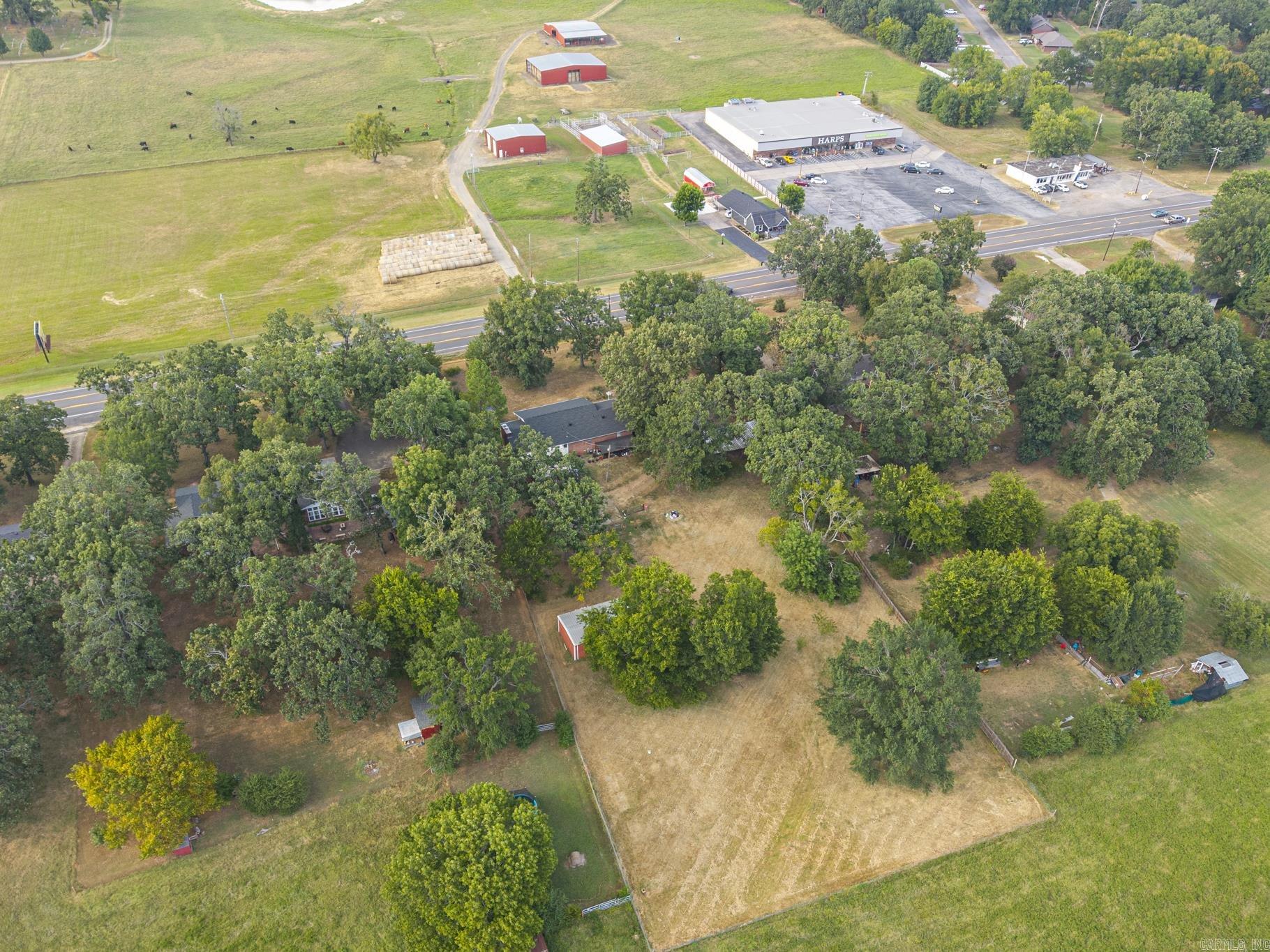 607 W Main  Charleston, AR