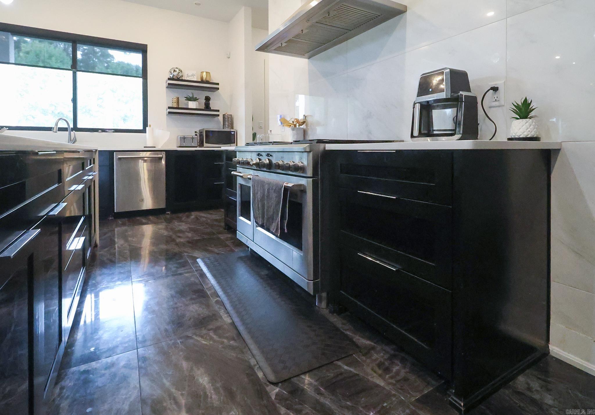 6724 Hilo  Benton, AR