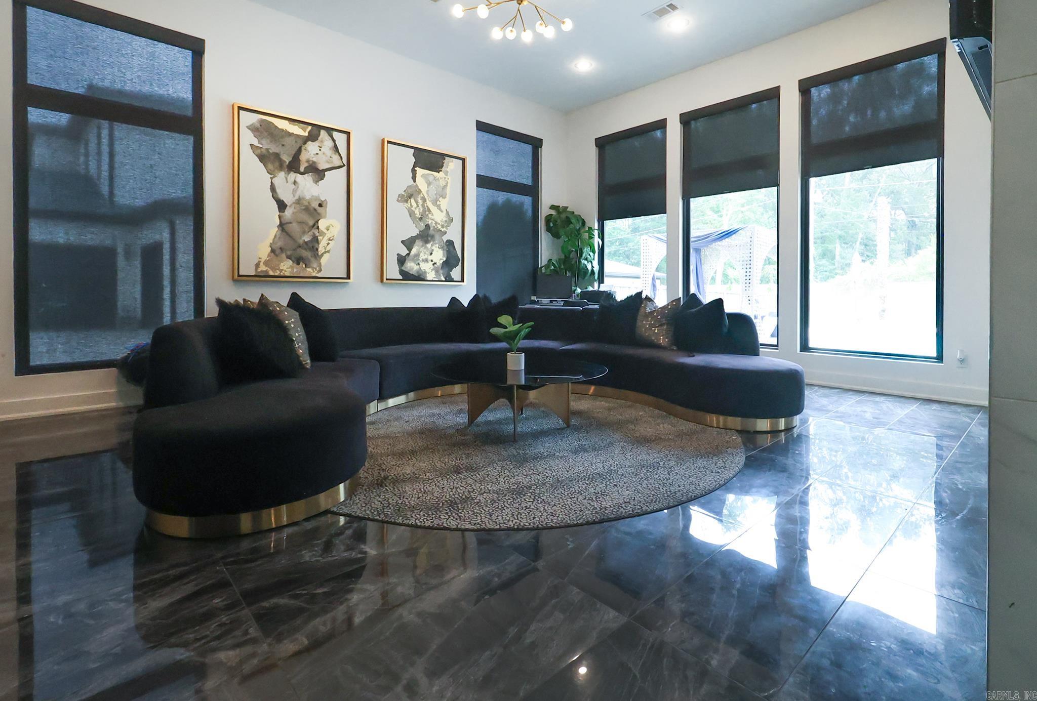 6724 Hilo  Benton, AR