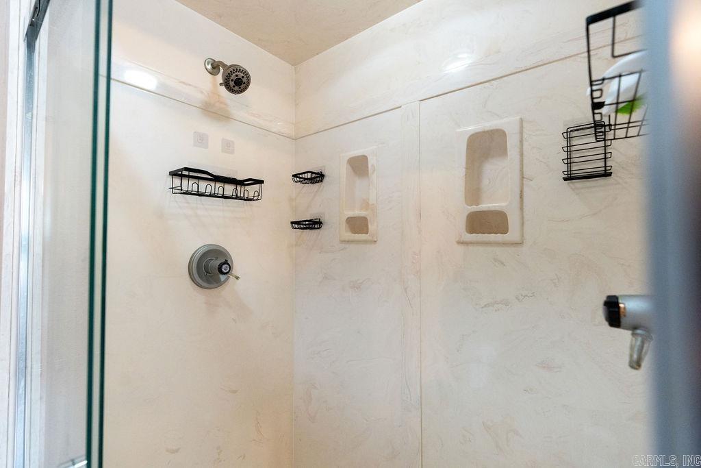 101 Deerwood Drive Searcy, AR 72143