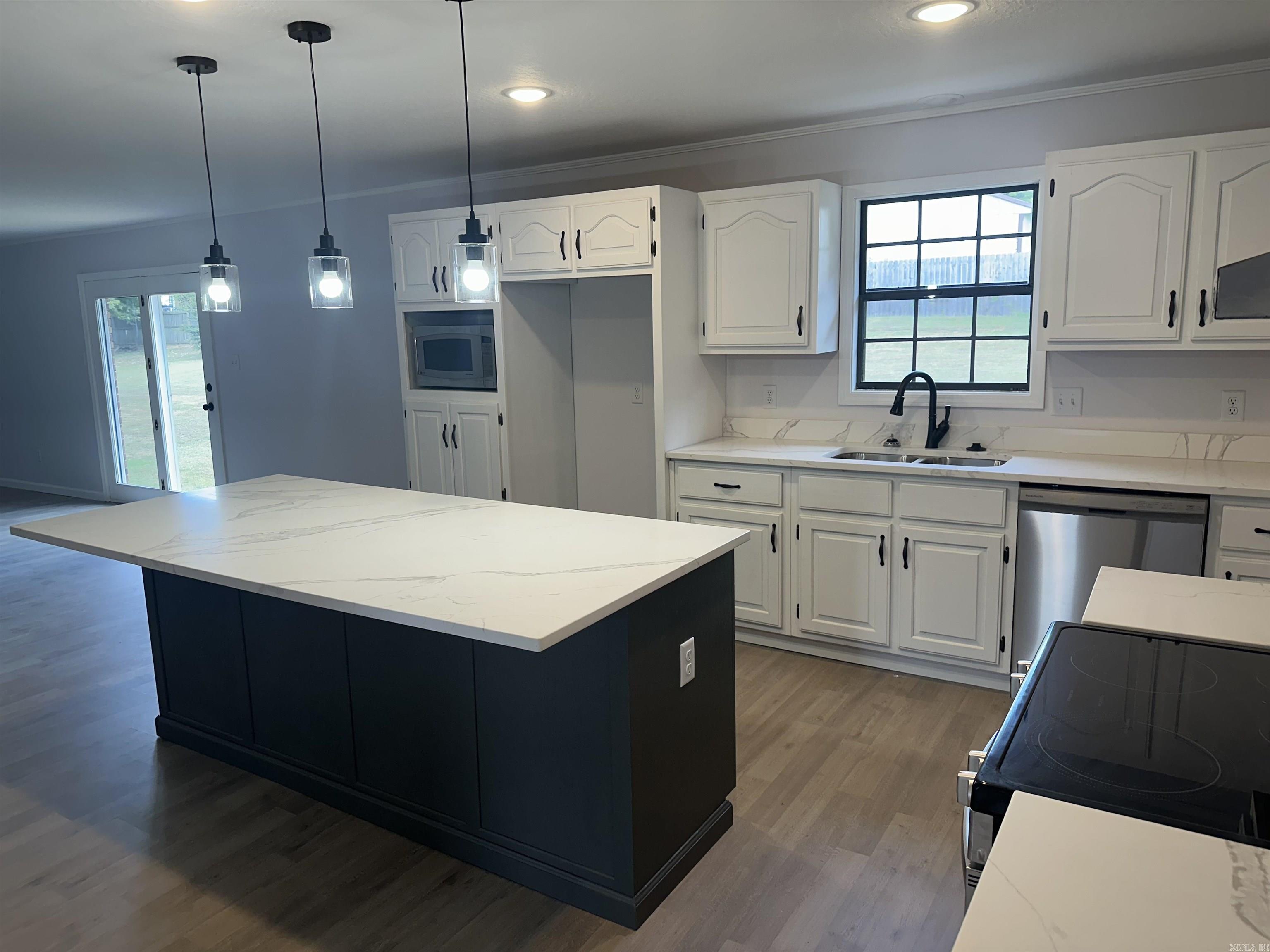 203 Bellwood Paragould, AR 72450-999