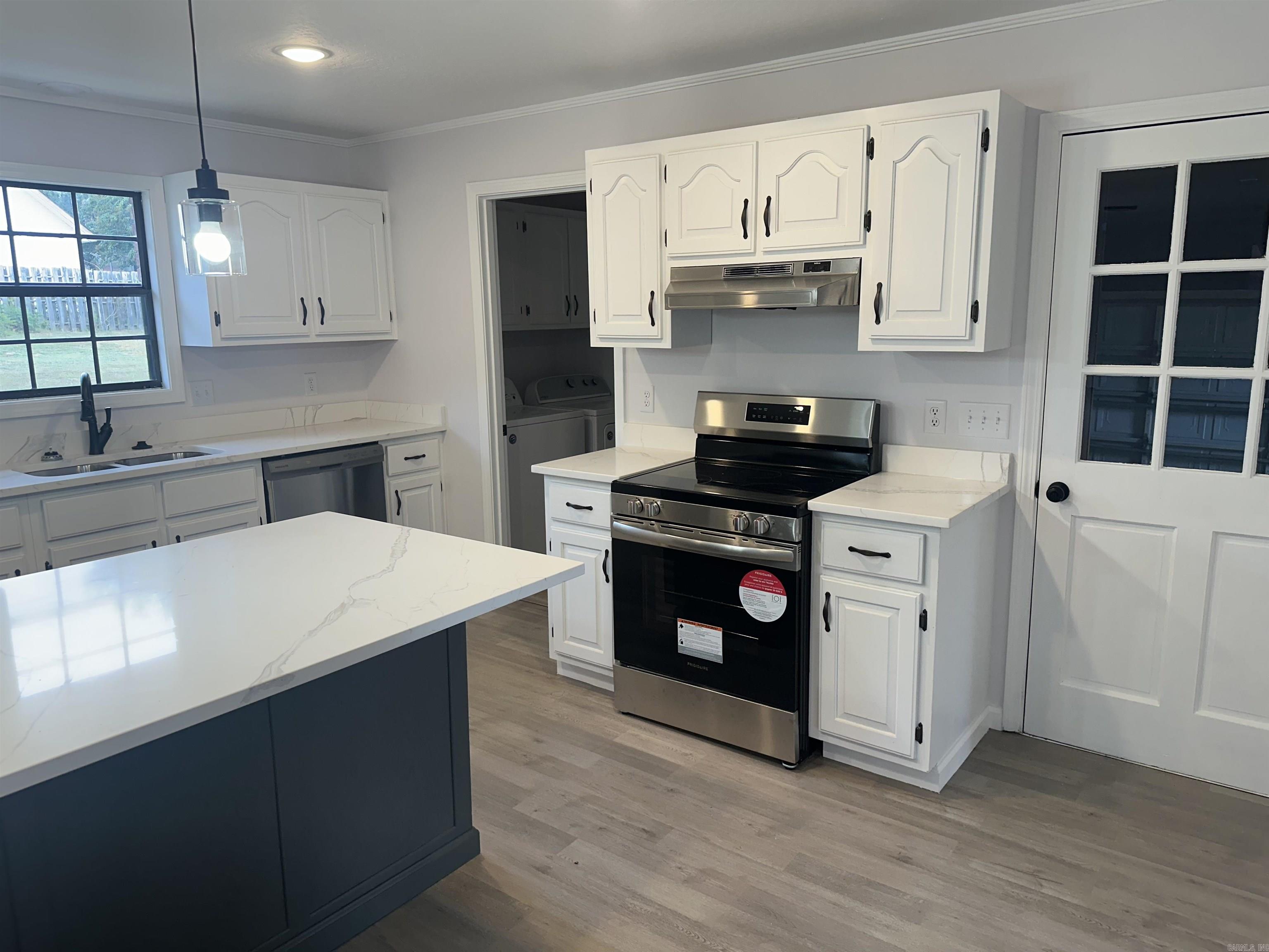 203 Bellwood Paragould, AR 72450-999