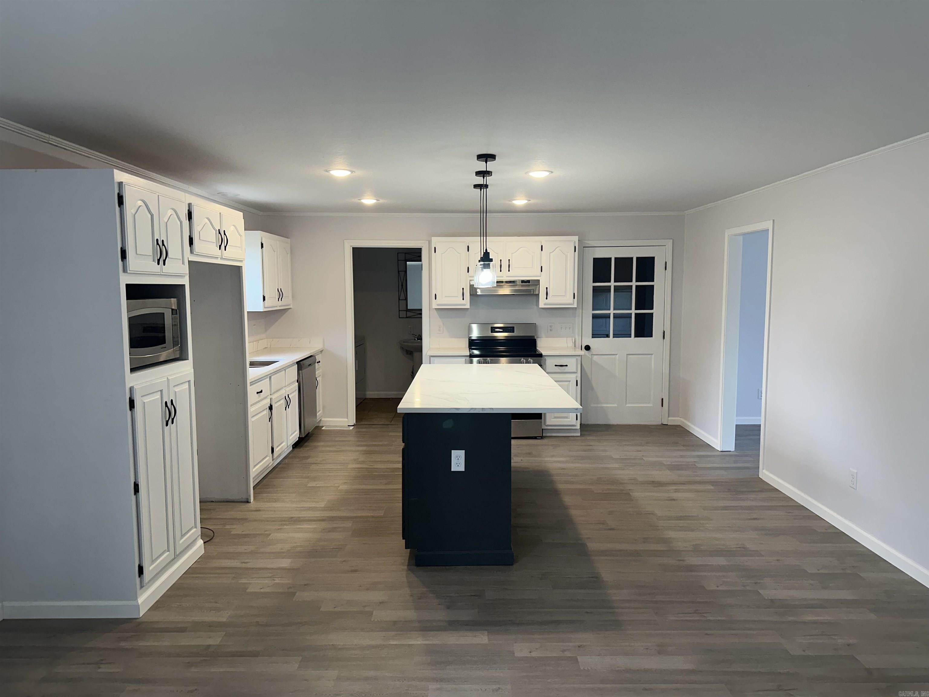 203 Bellwood Paragould, AR 72450-999