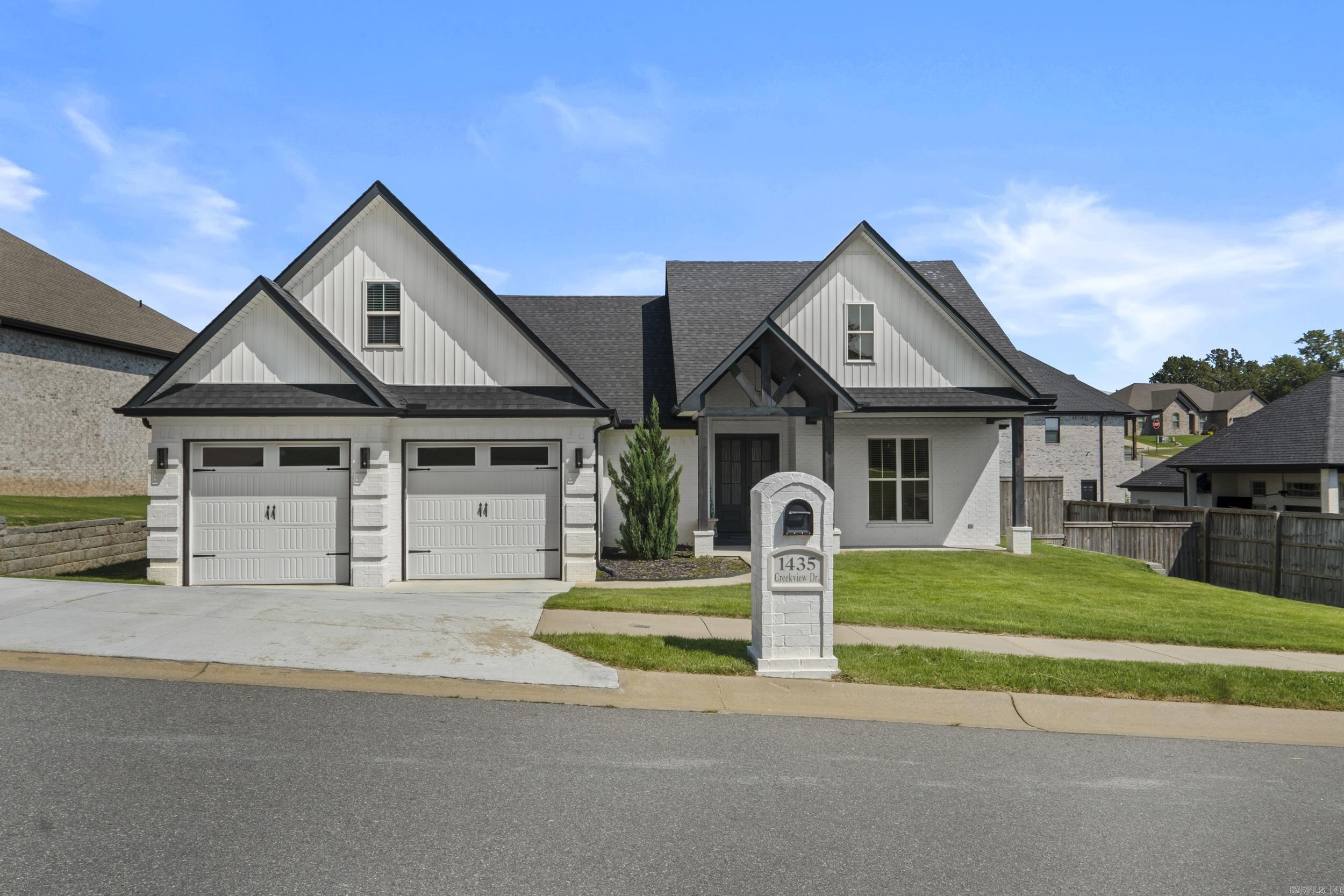 1435 Creekview  Sherwood, AR